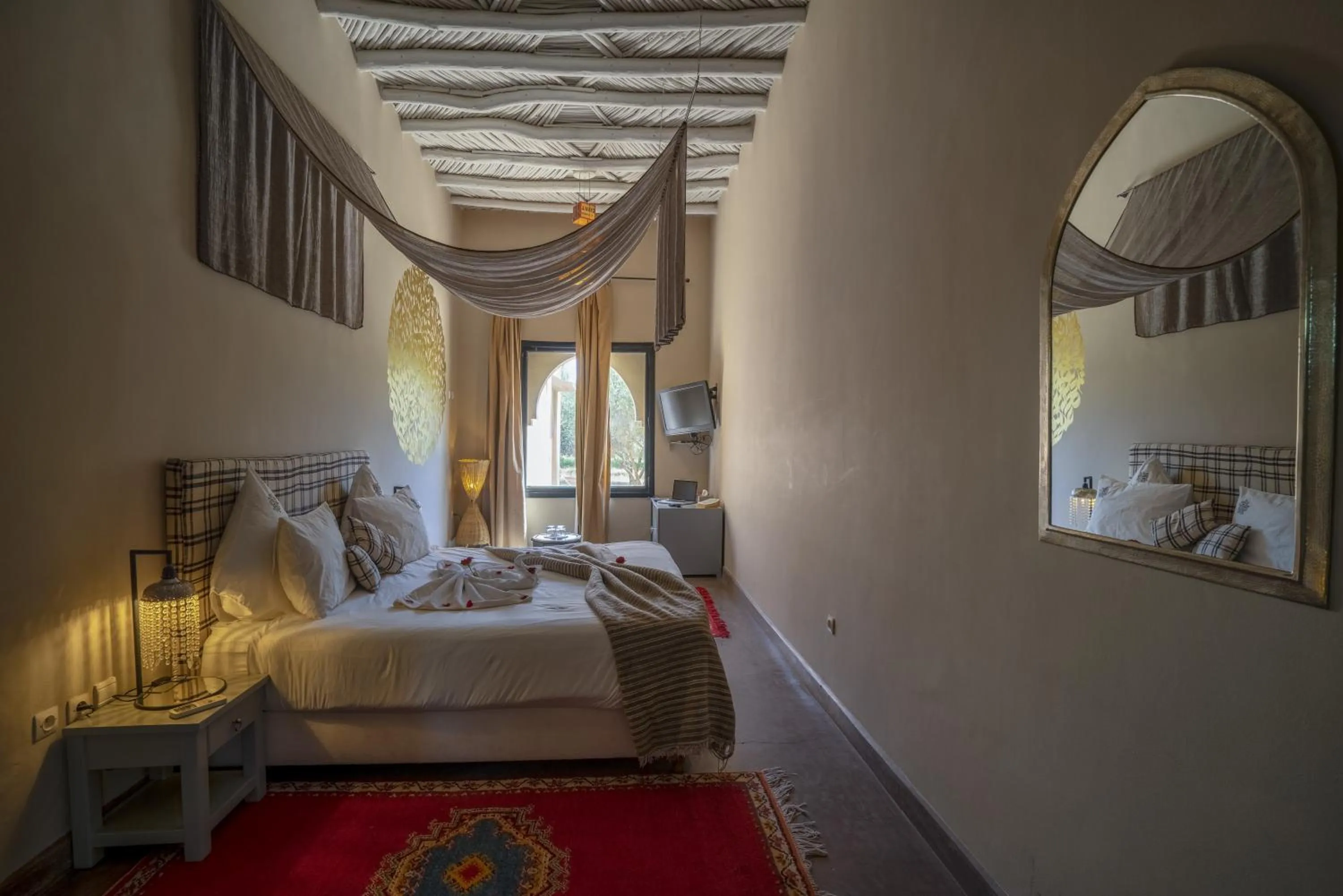 Bed in Taj Atlas Wellness Boutique Hôtel & Spa