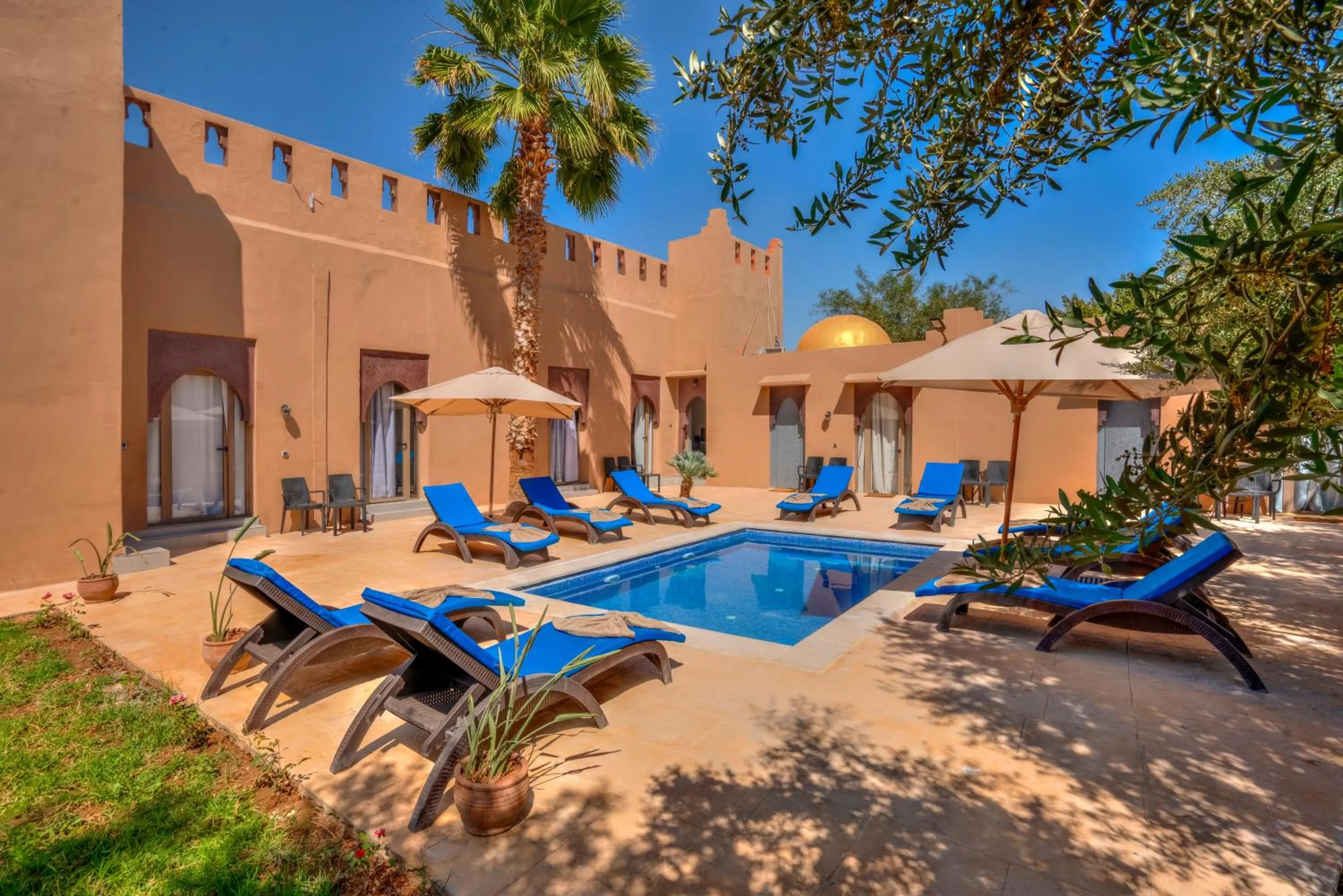 Swimming pool in Taj Atlas Wellness Boutique Hôtel & Spa