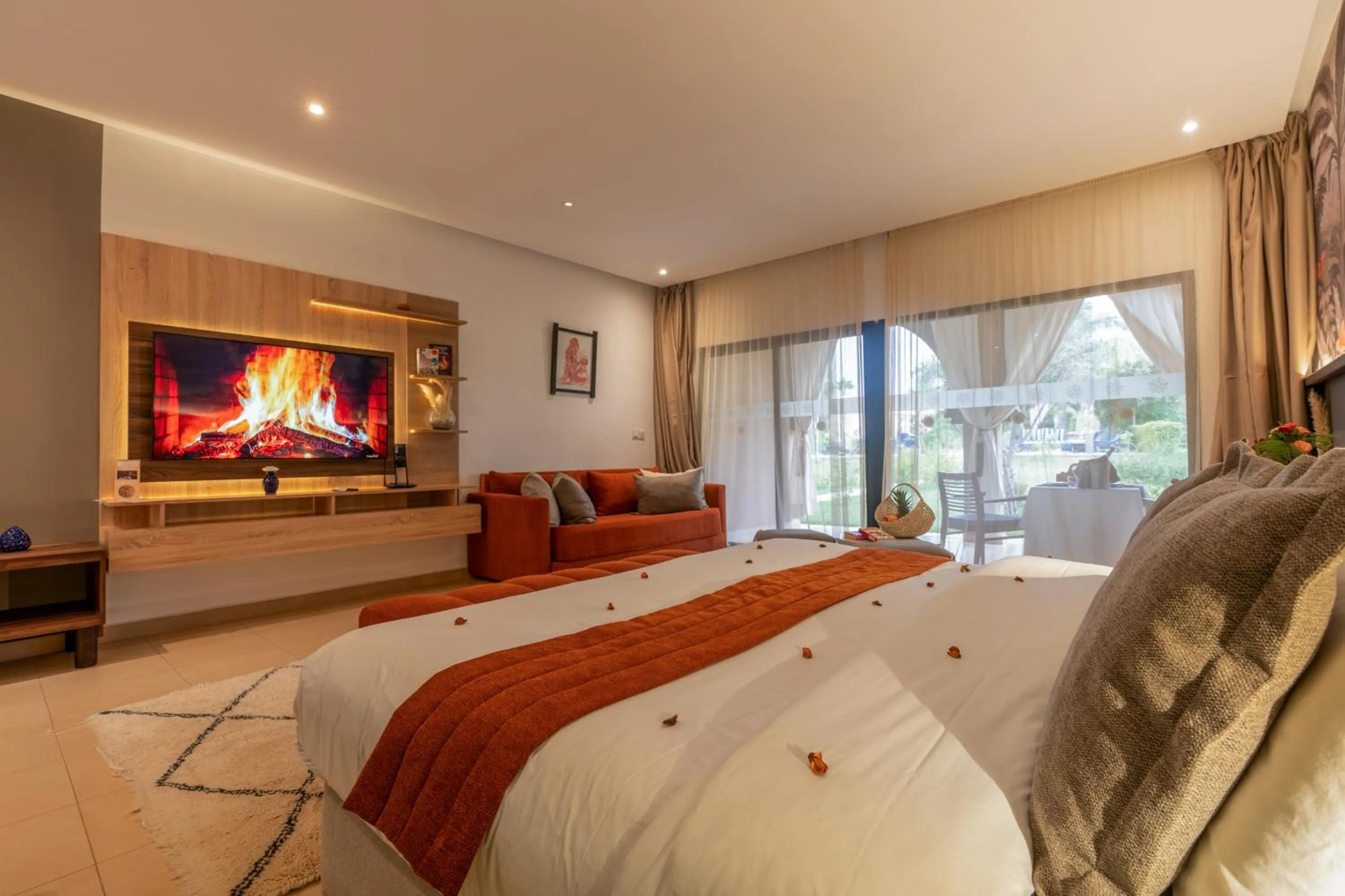 Photo of the whole room, Bed in Taj Atlas Wellness Boutique Hôtel & Spa