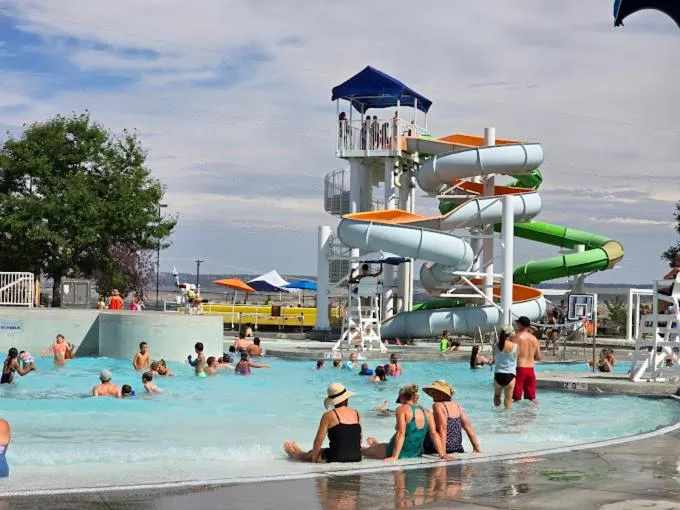 Aqua park in Boothill Inn and Suites