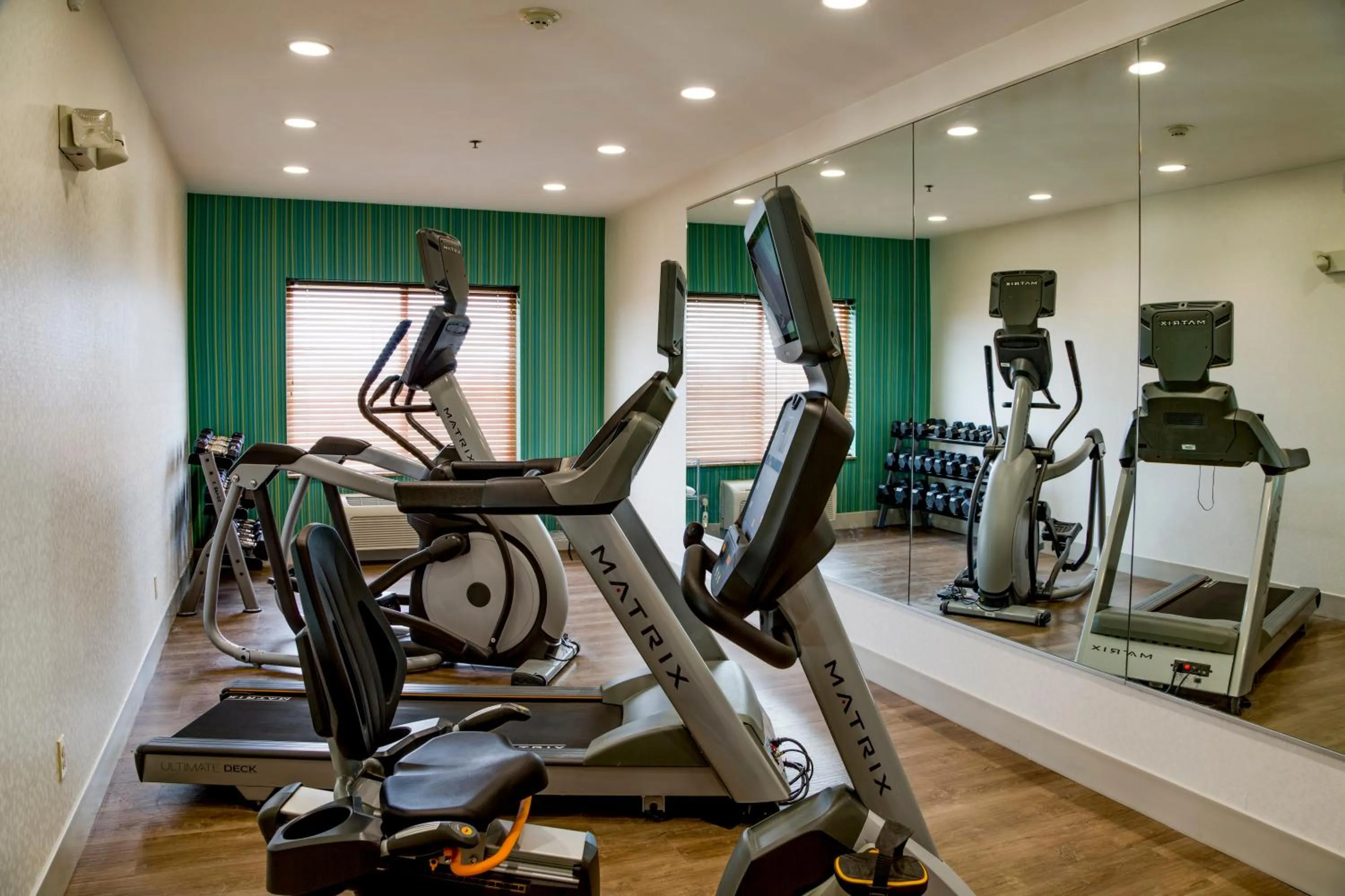 Spa and wellness centre/facilities in Holiday Inn Express & Suites Jacksonville by IHG