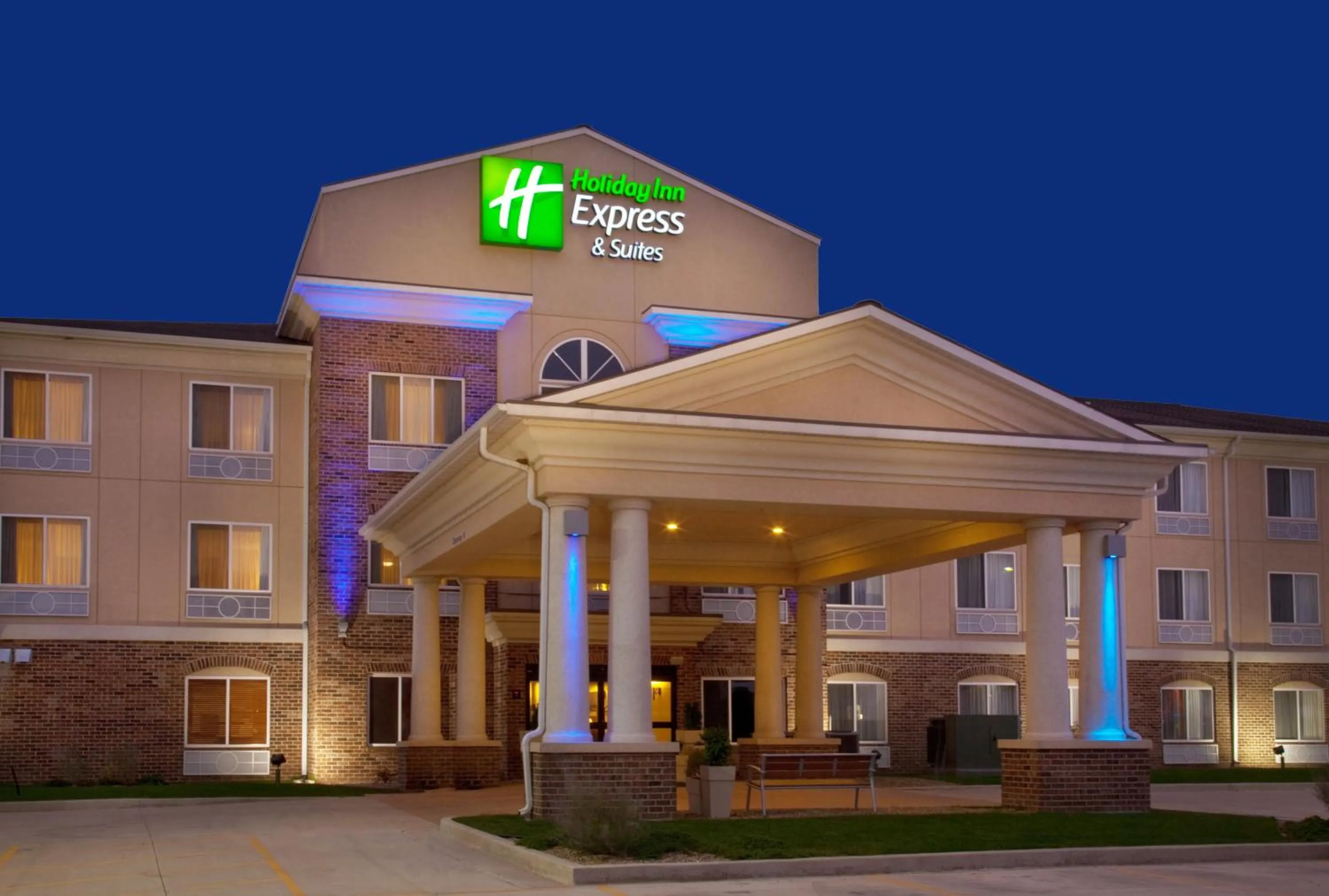 Property building in Holiday Inn Express & Suites Jacksonville by IHG