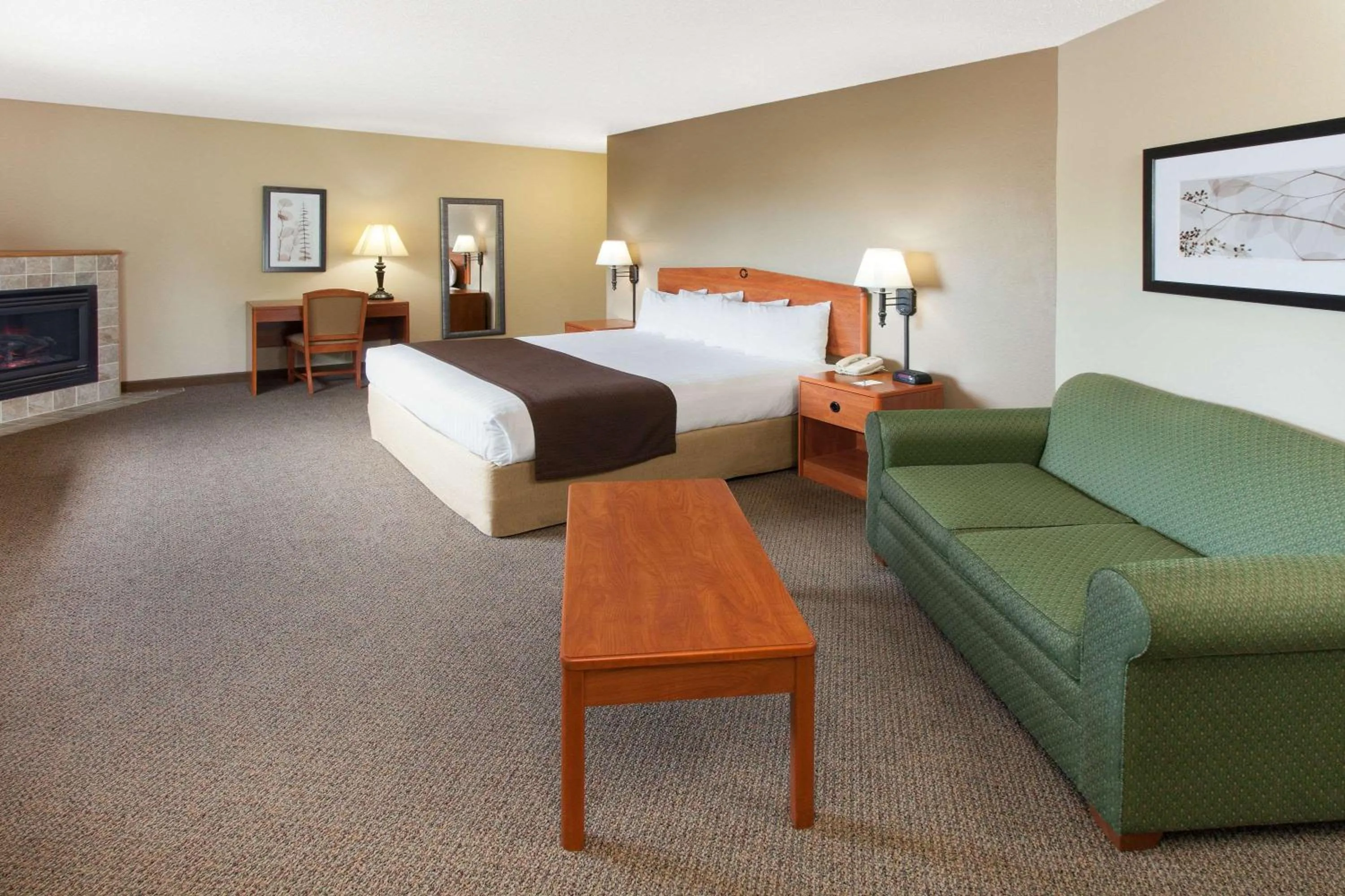 Photo of the whole room, Bed in AmericInn by Wyndham Greenville