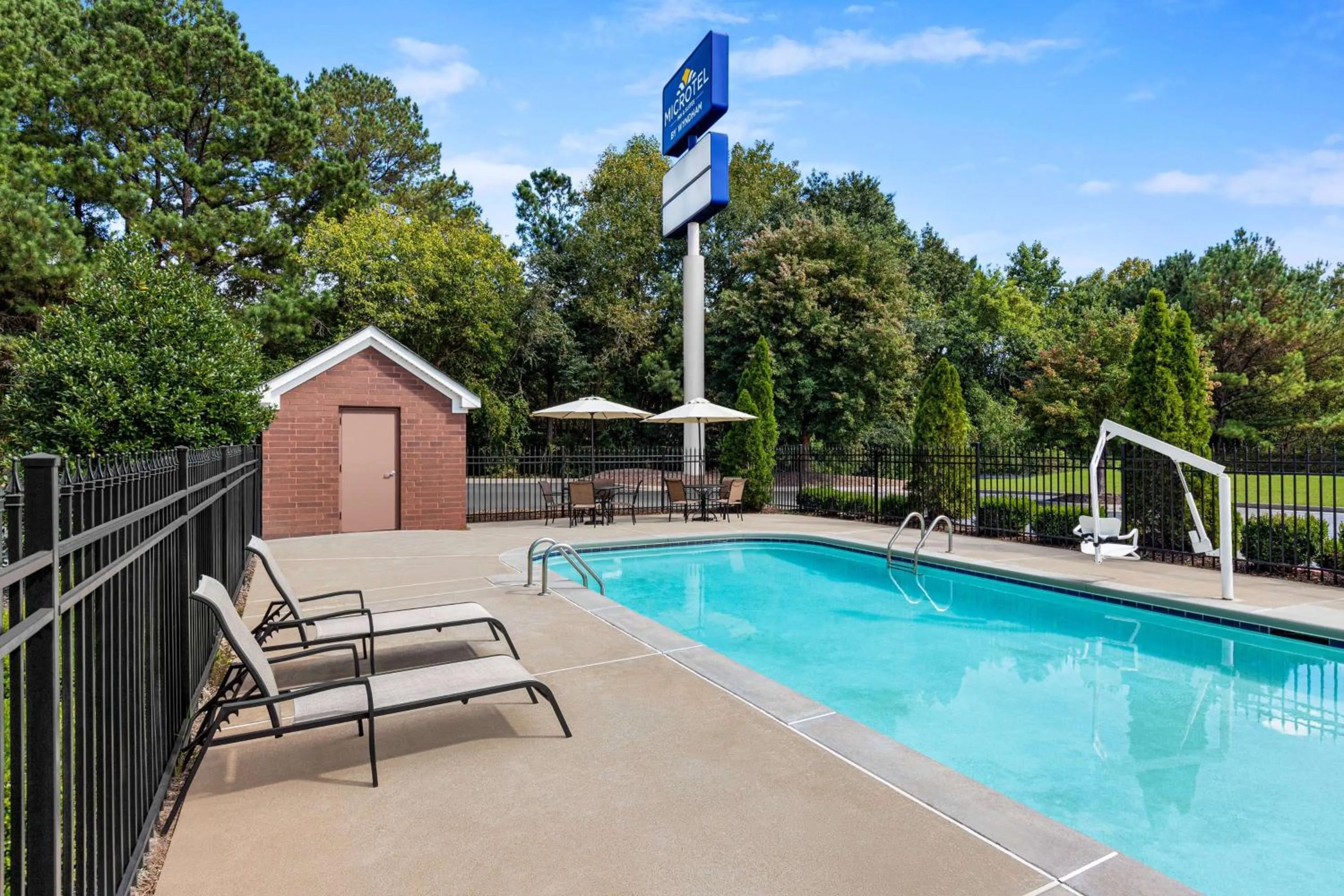 Pool view in Microtel Inn & Suites by Wyndham Woodstock/Atlanta North