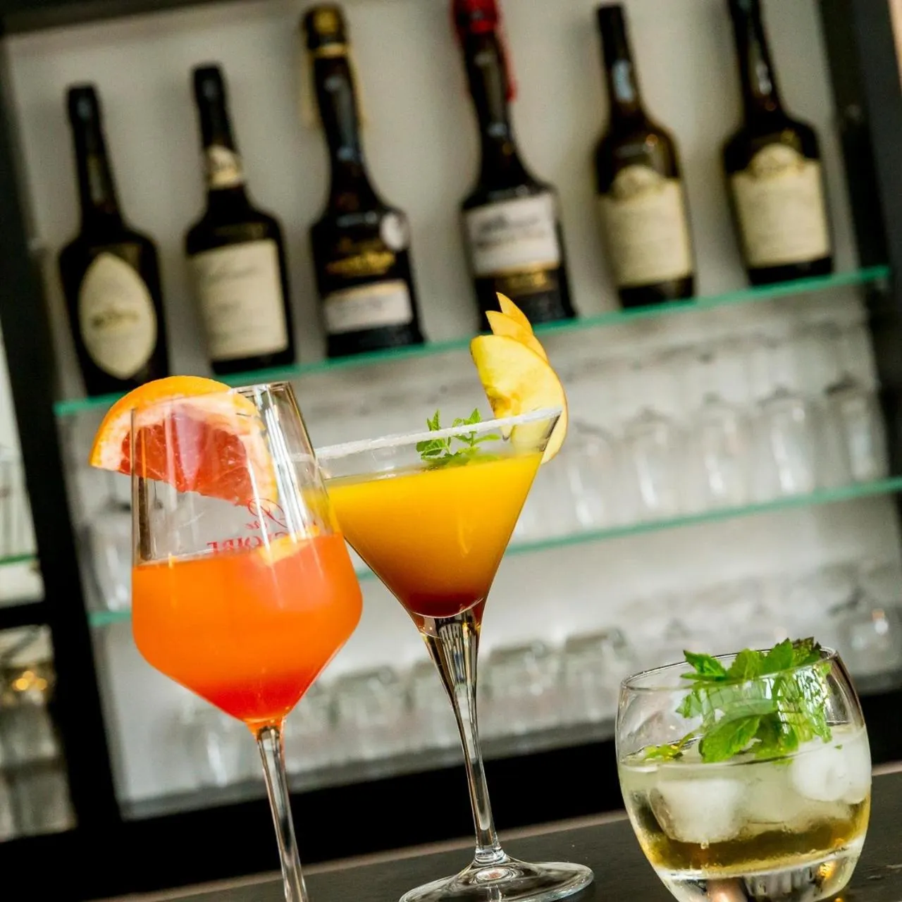 Lounge or bar in Villa Augeval Hôtel de charme & Spa