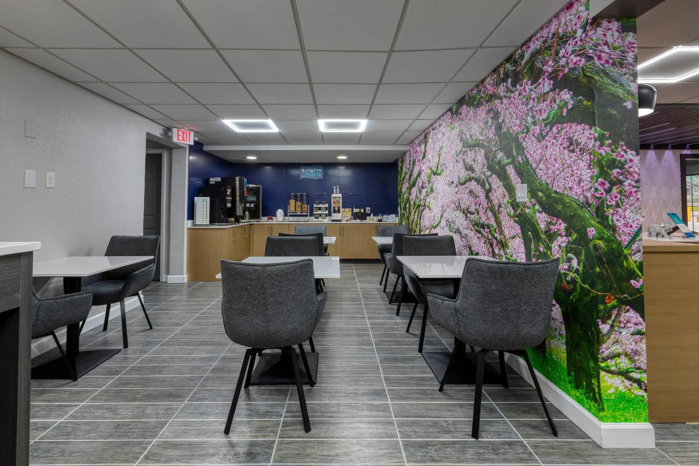 Lobby or reception in Clarion Pointe Decatur Downtown