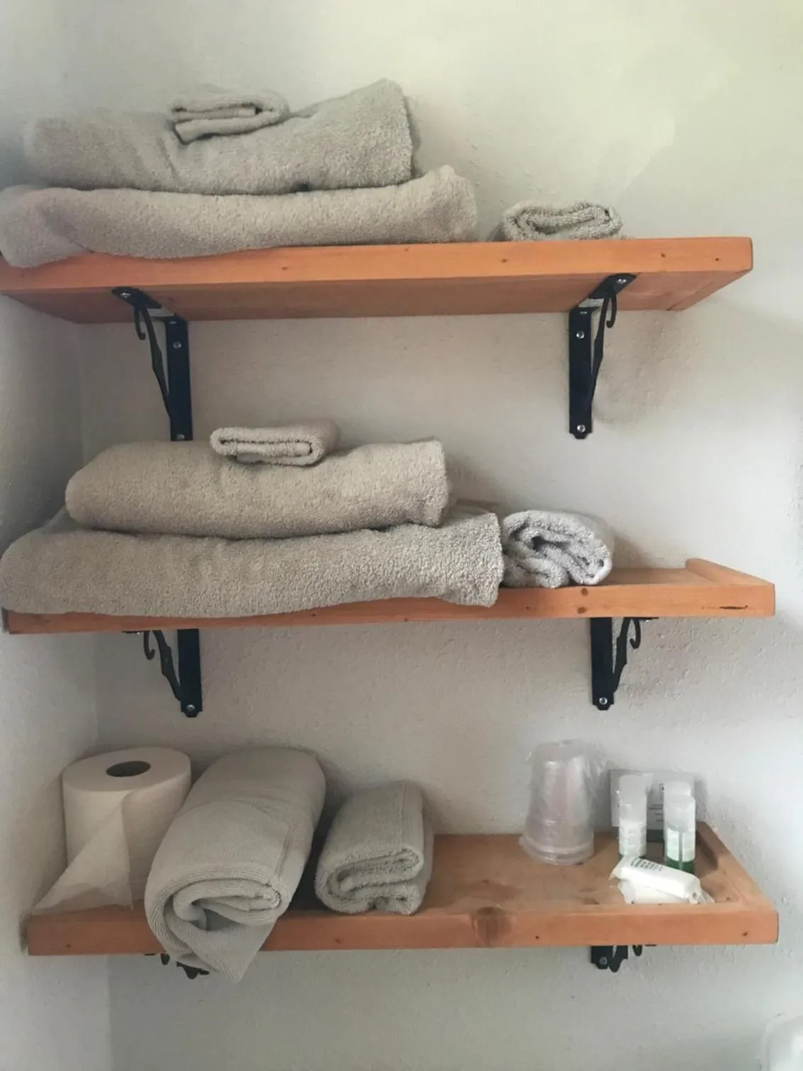 towels in Dunsmuir Lodge