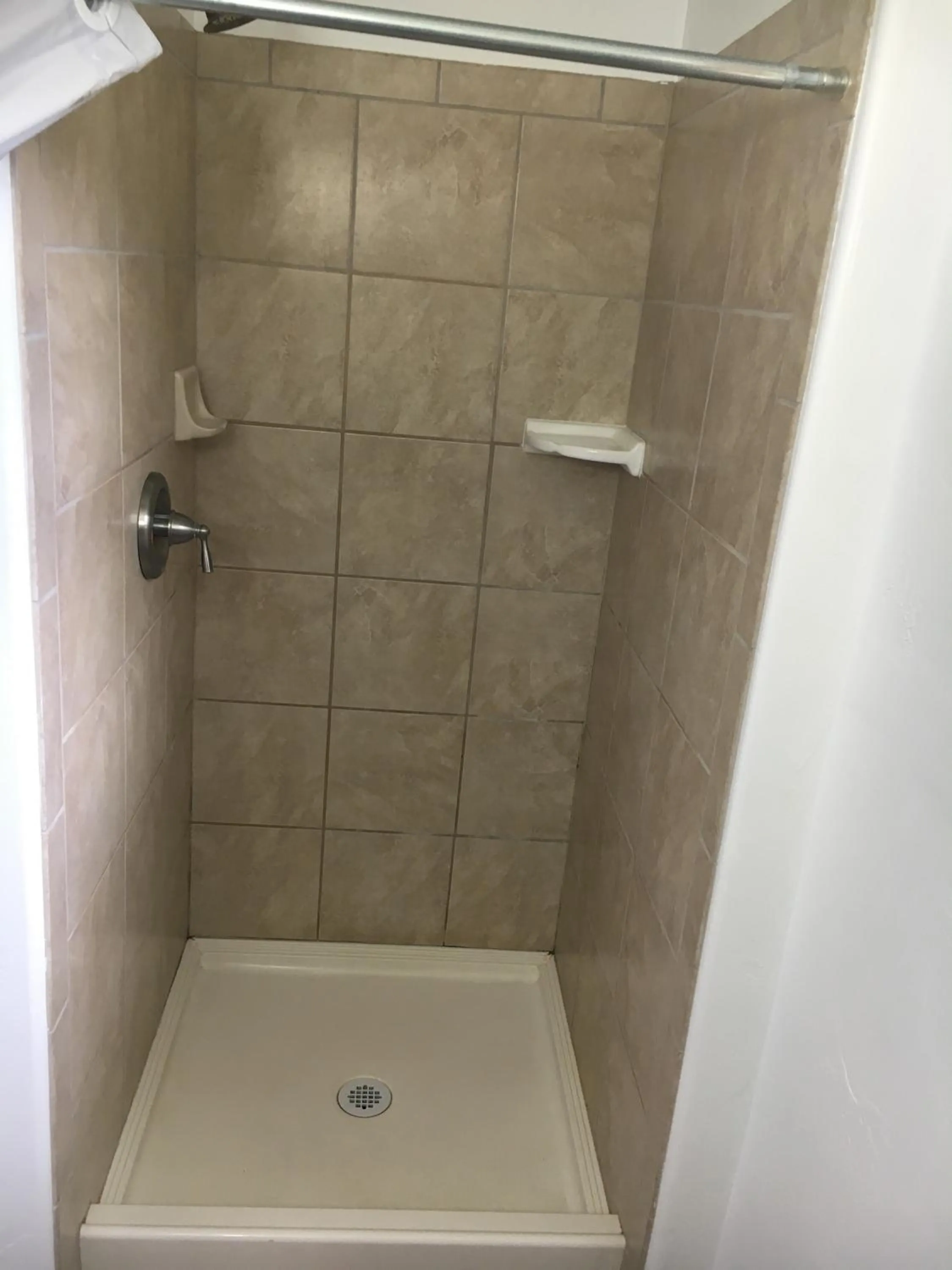 Bathroom in Dunsmuir Lodge