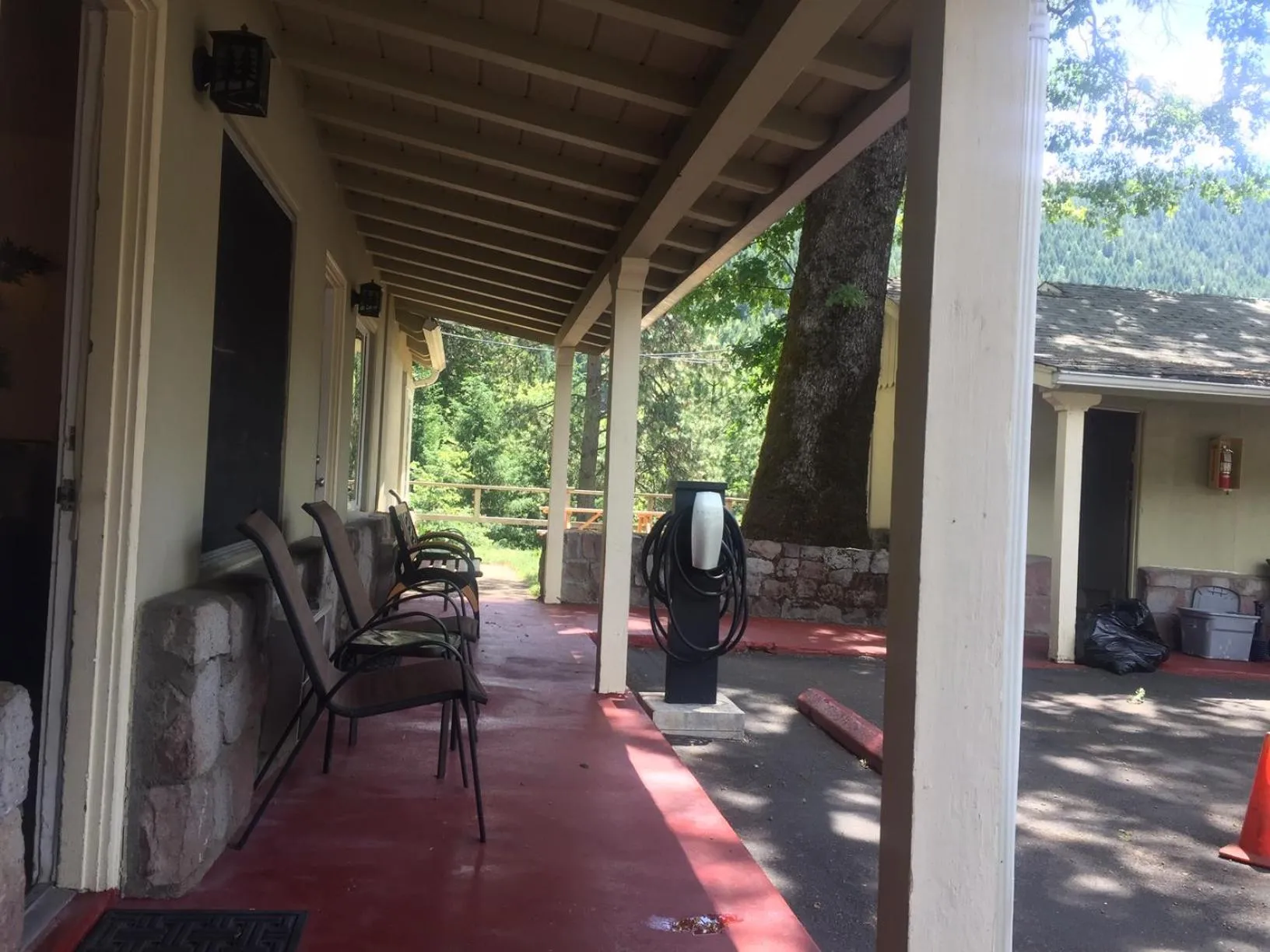 Patio in Dunsmuir Lodge