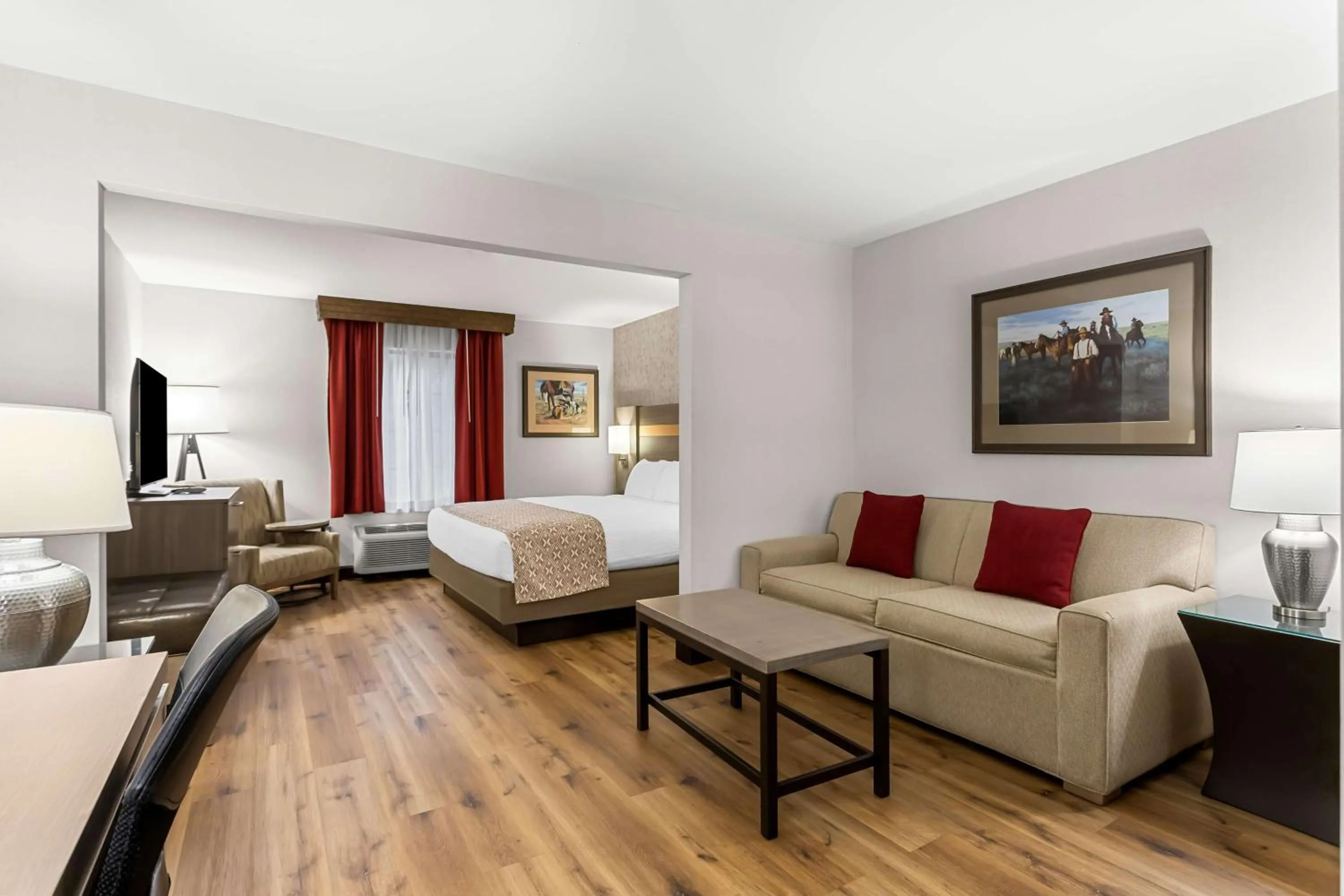 Bedroom in Best Western Moriarty Heritage Inn