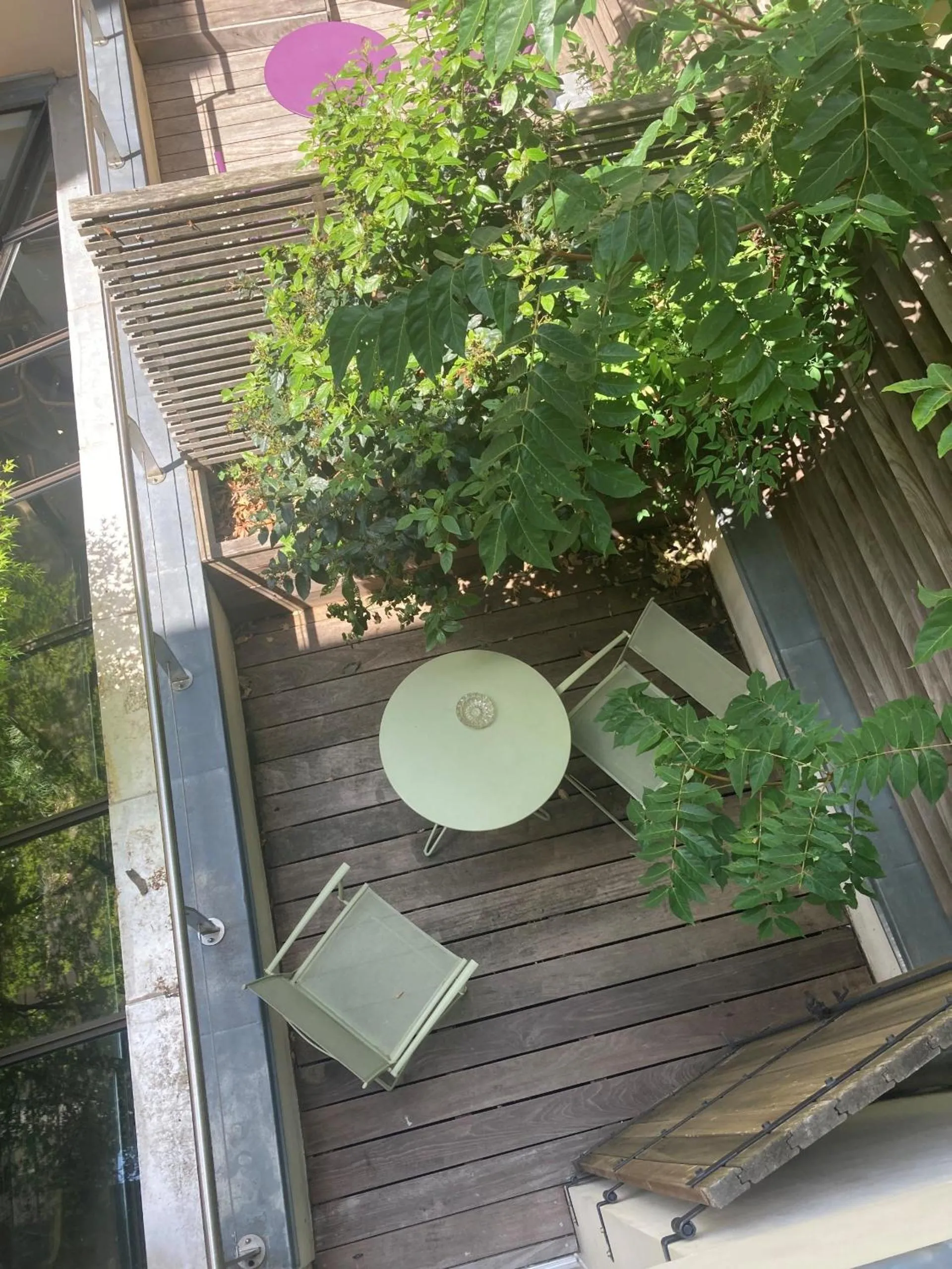 Patio in Hotel Boileau