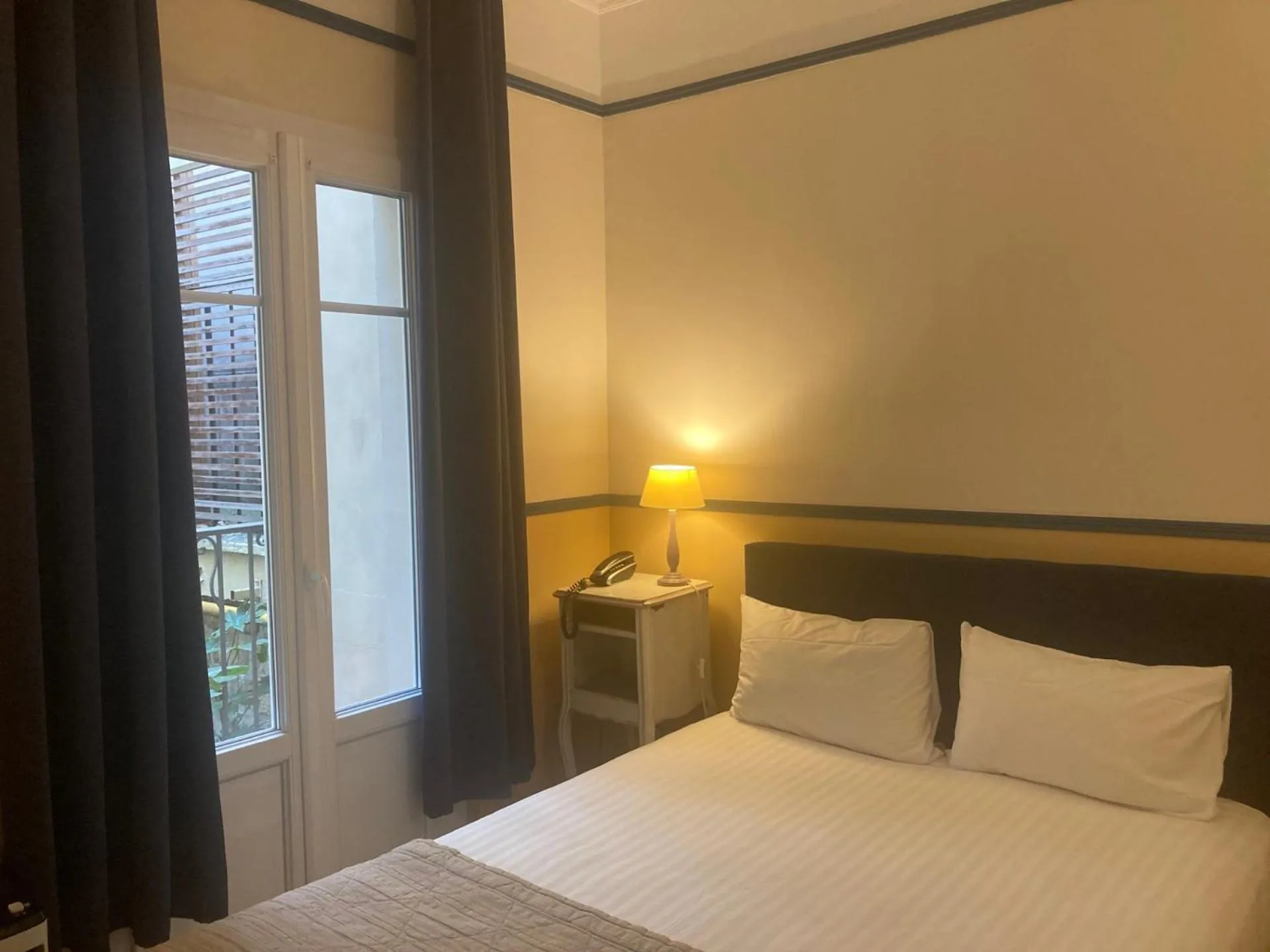 Photo of the whole room, Bed in Hotel Boileau