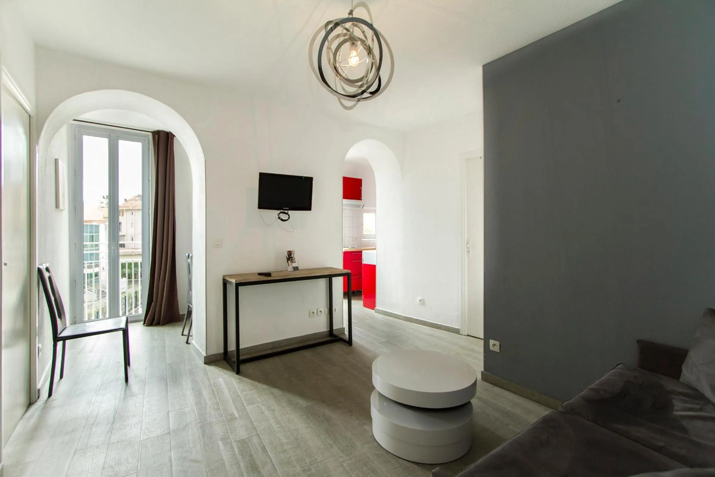 Decorative detail in Florella République Apartment