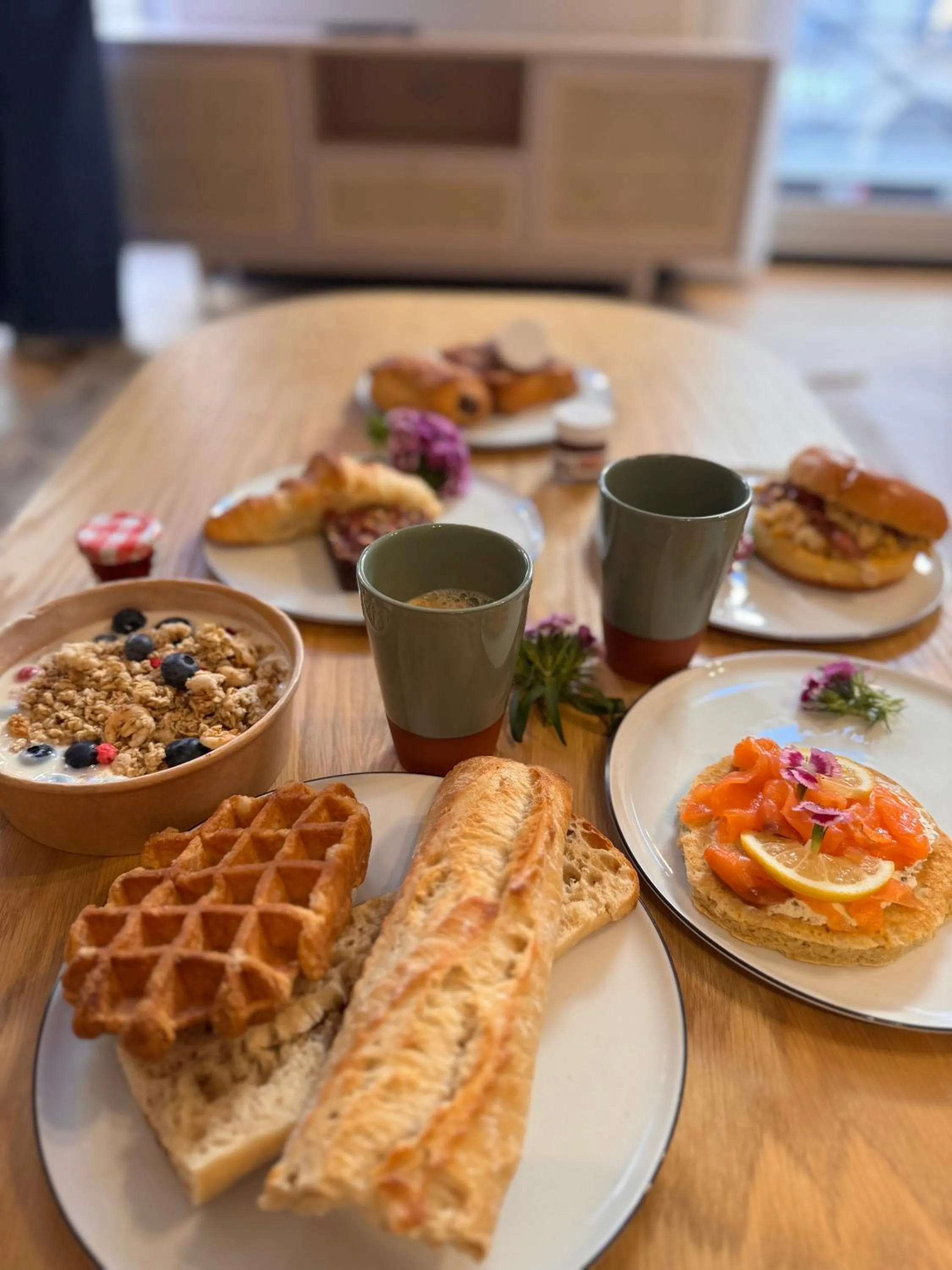 Breakfast in Florella République Apartment