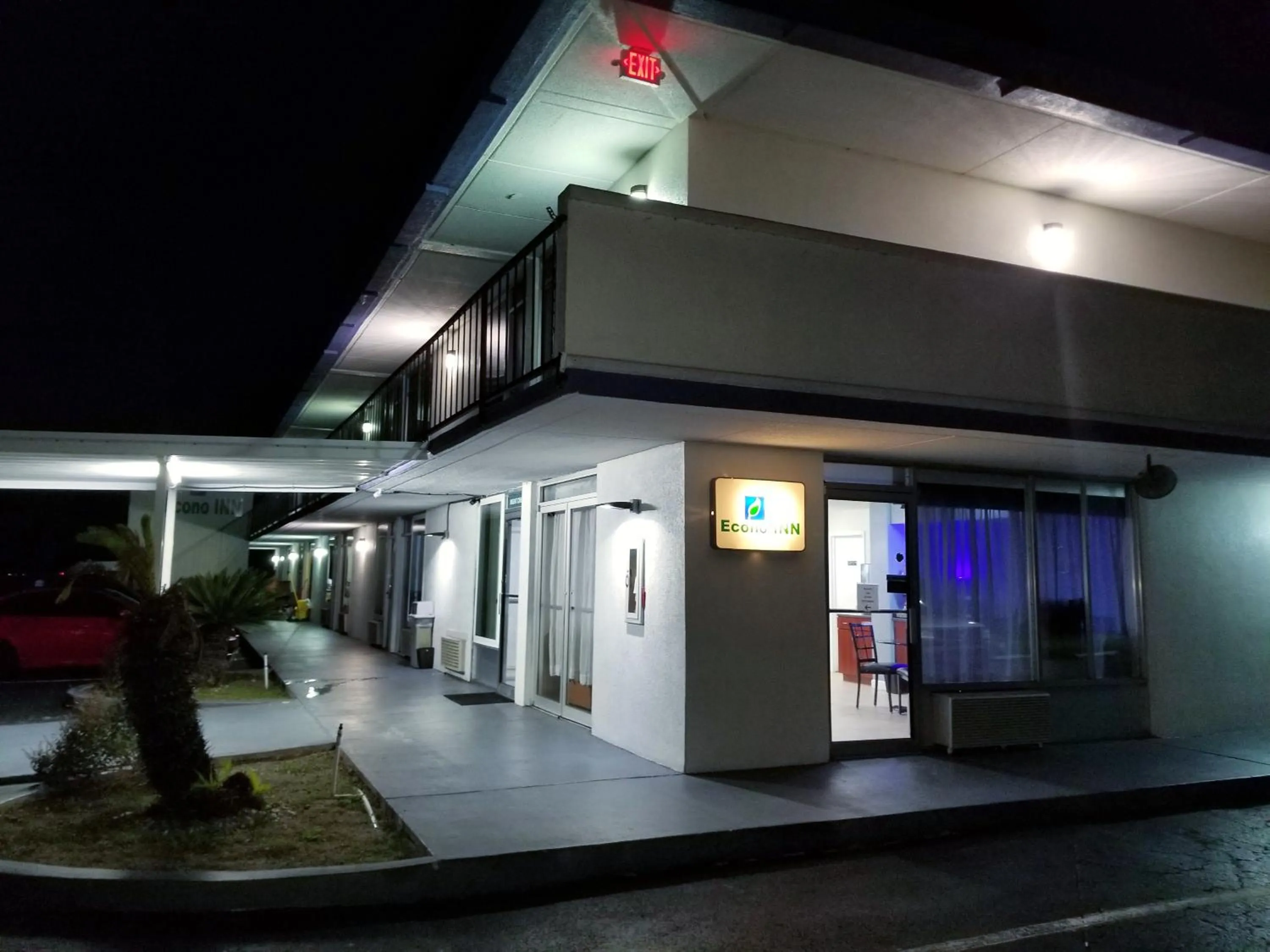Facade/entrance in Econo Inn - Ormond Beach
