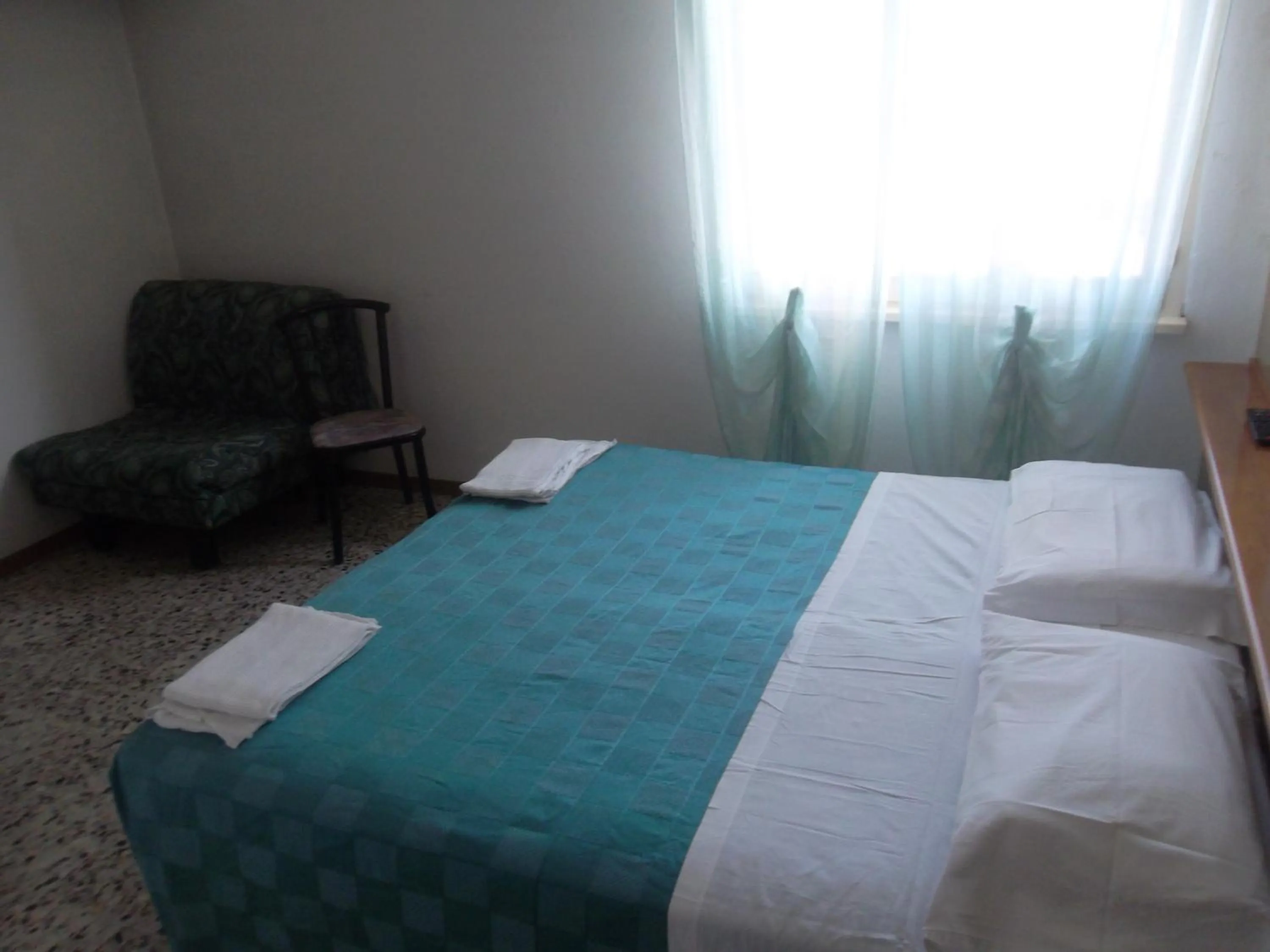 Bedroom in HOTEL OTELLO