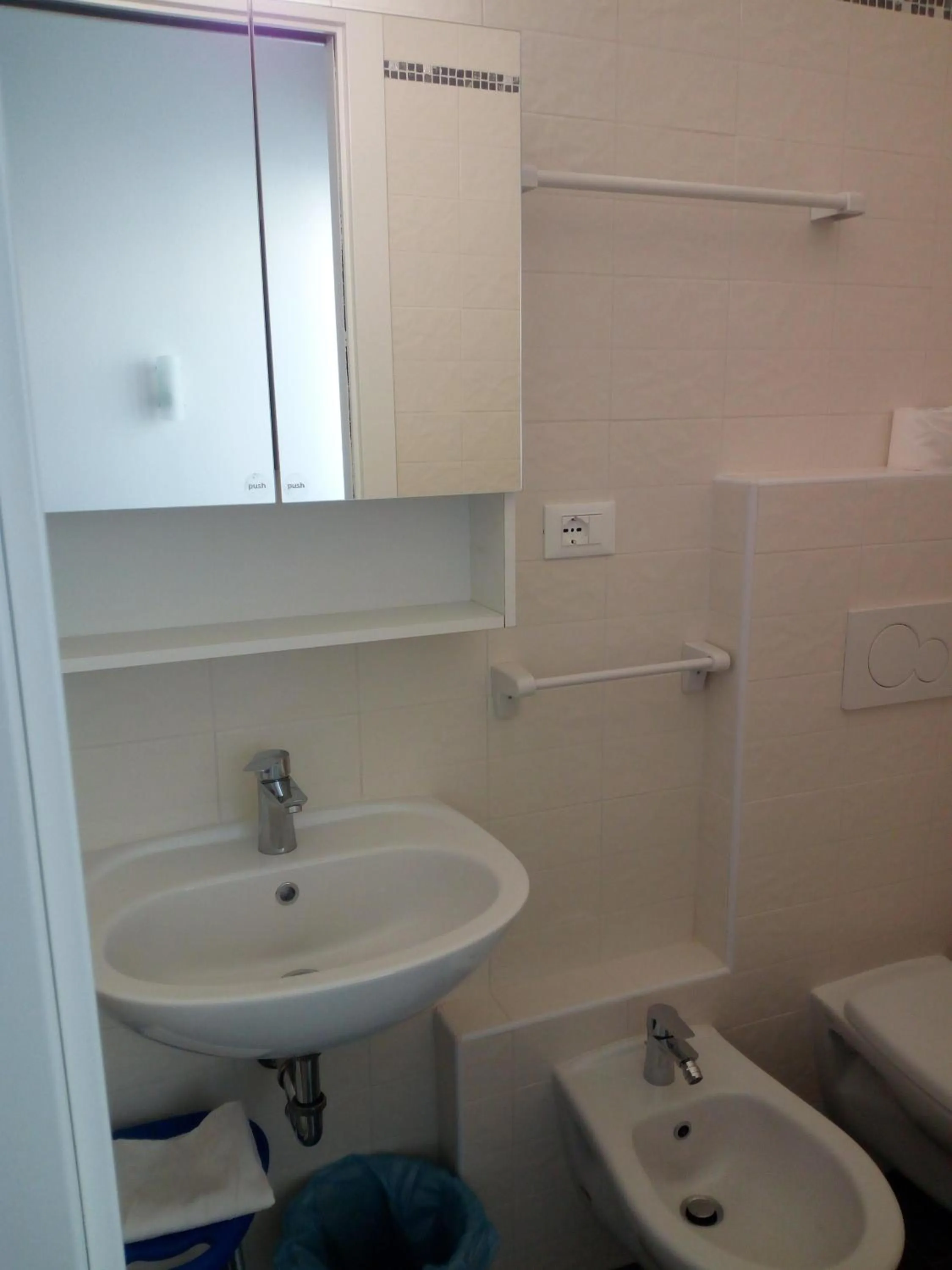 Toilet in HOTEL OTELLO