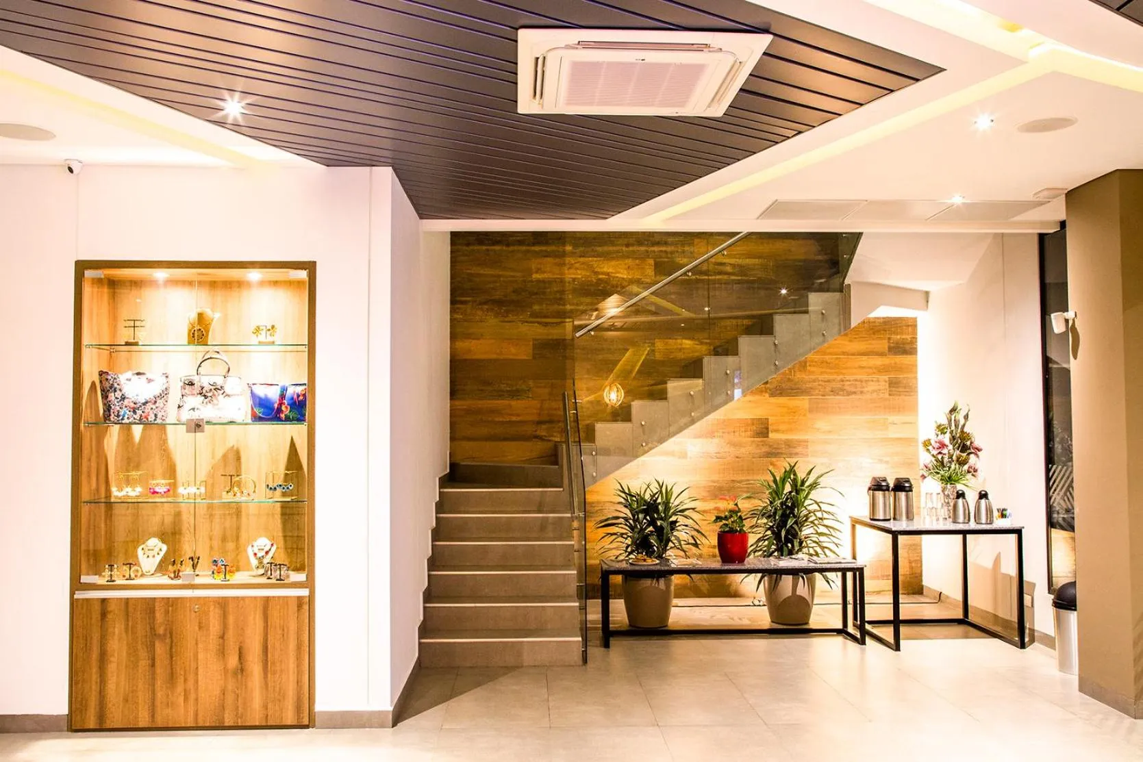 Night in Hotel Pance 122 Wellness Spa