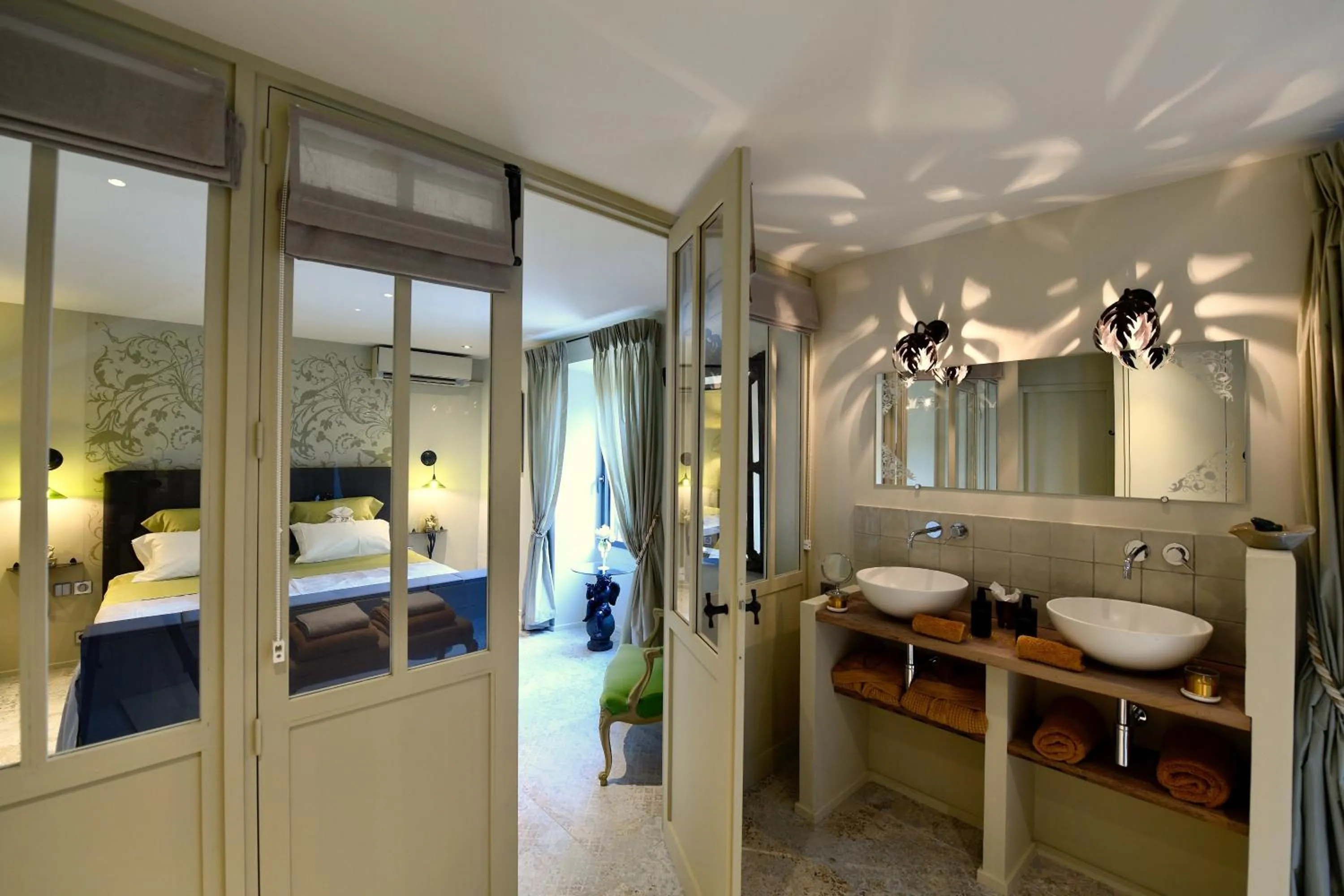 Bathroom in Provence Km28