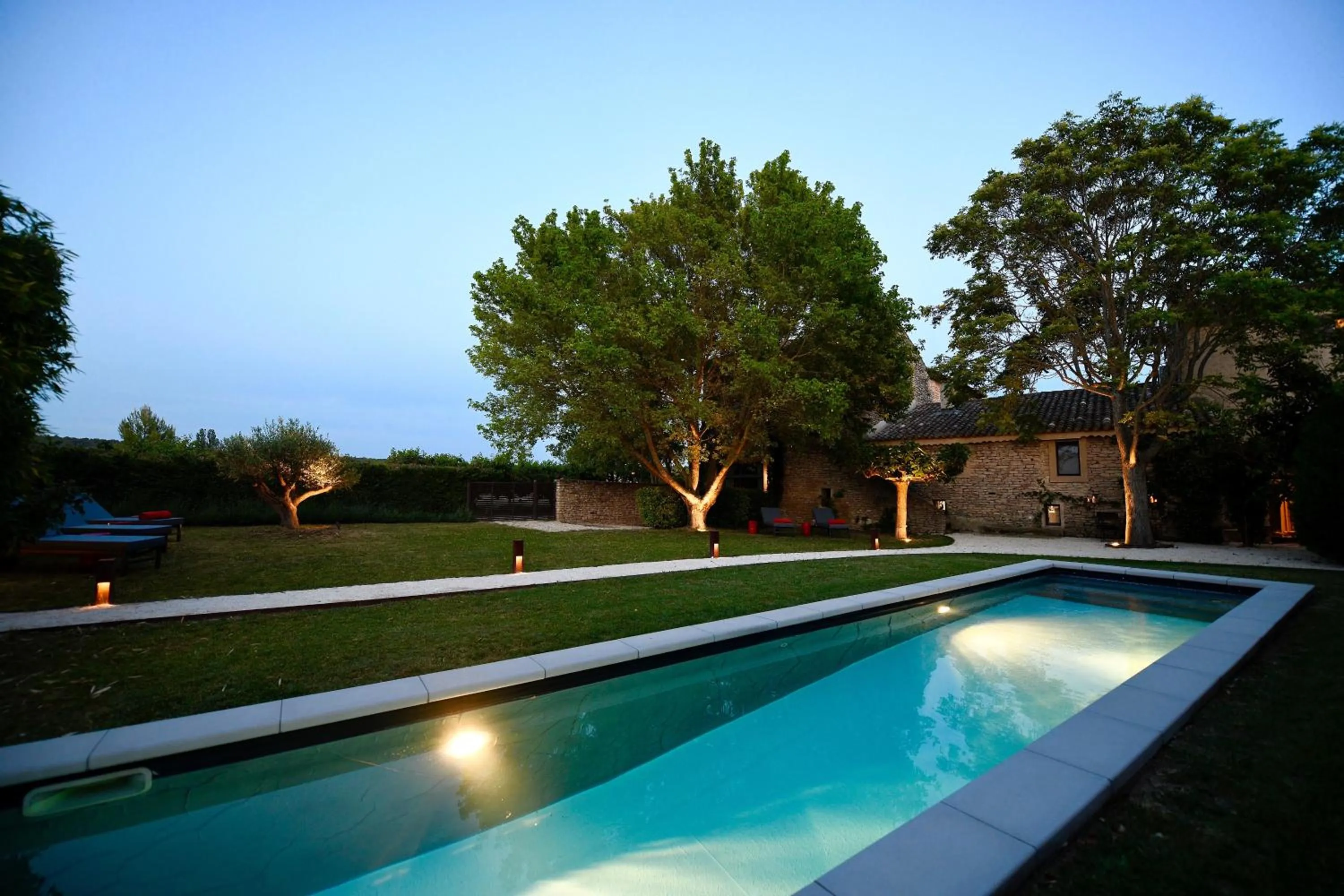 Swimming pool in Provence Km28