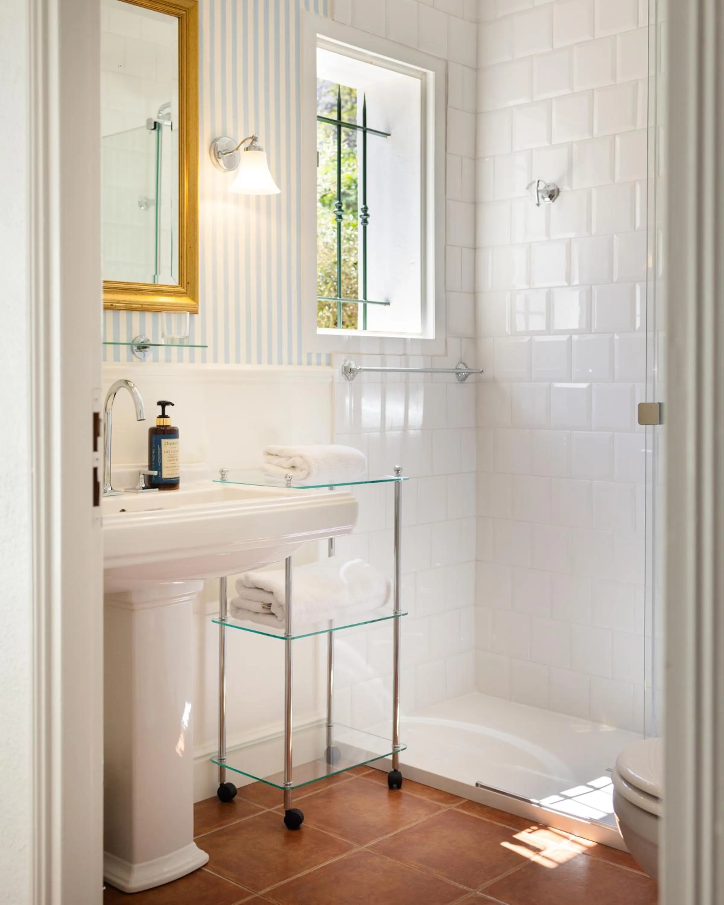 Shower in Demeure Castel Brando Hôtel & Spa