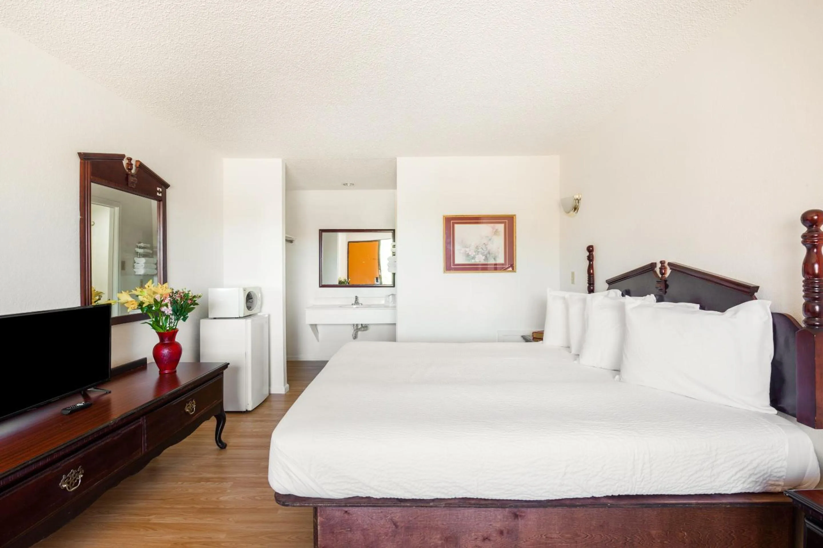 Bedroom, Bed in OYO Hotel Groesbeck