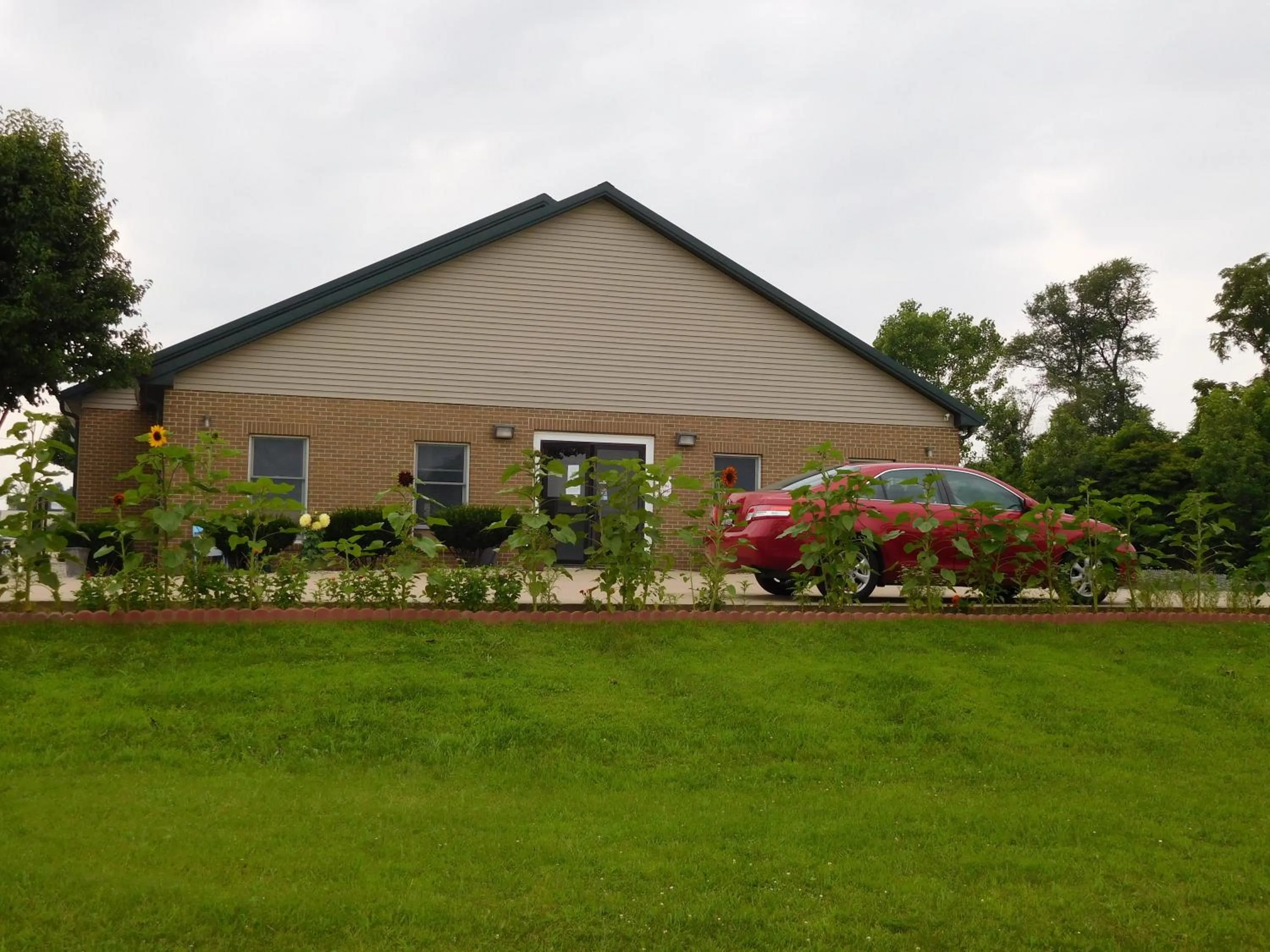 Garden in Attica Inn