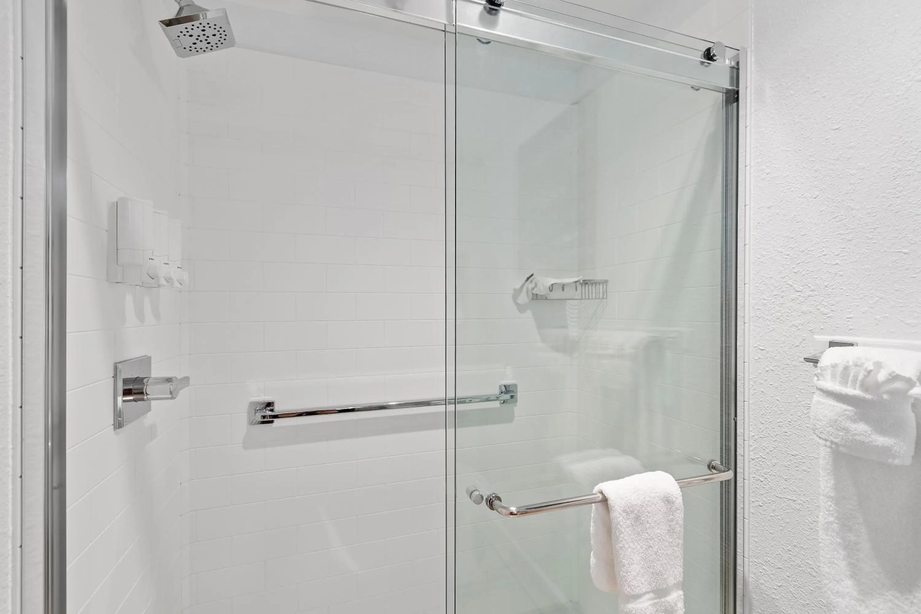 Shower in Ocean Isle Inn