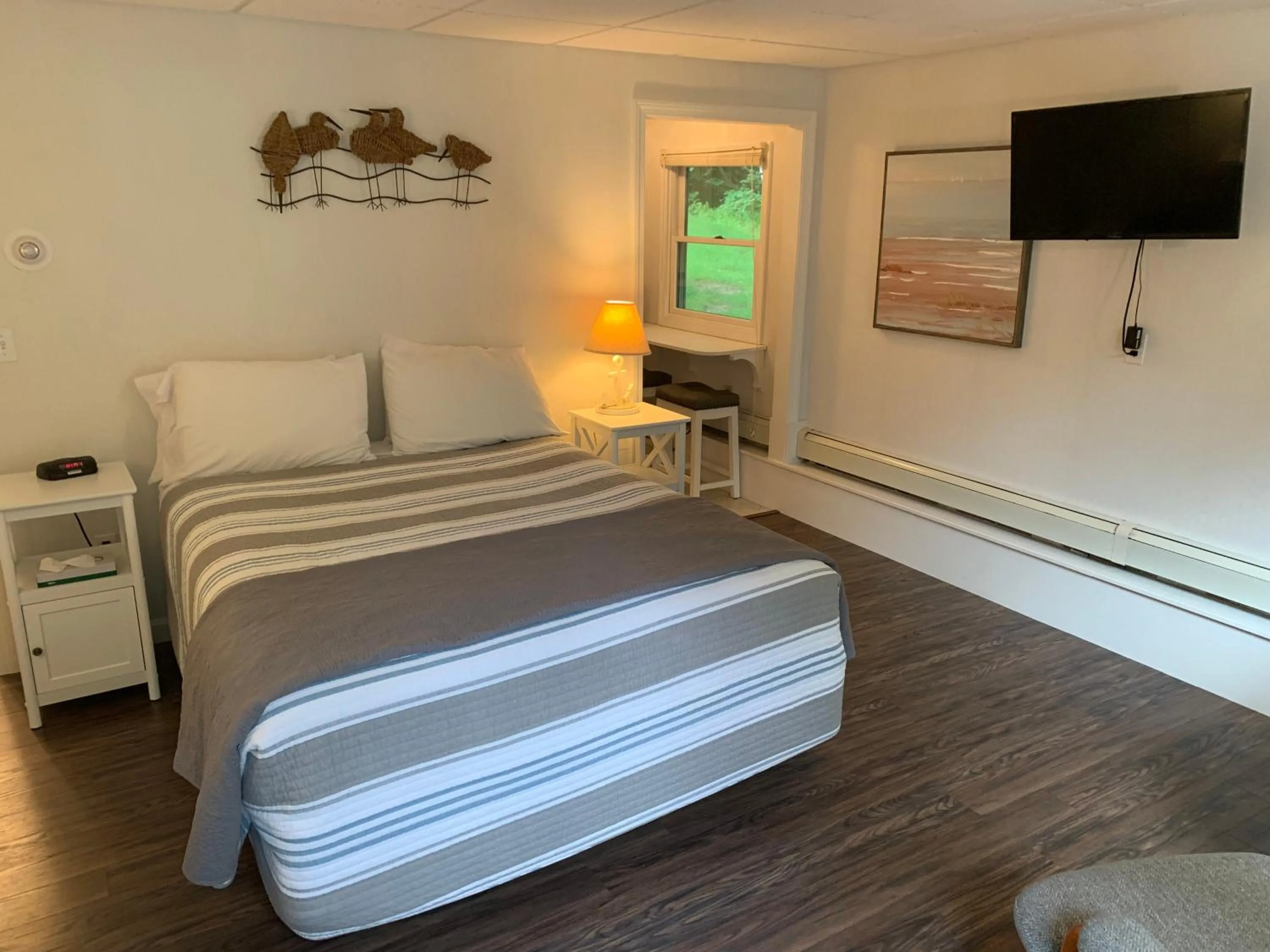 Bed in Towne Lyne Motel