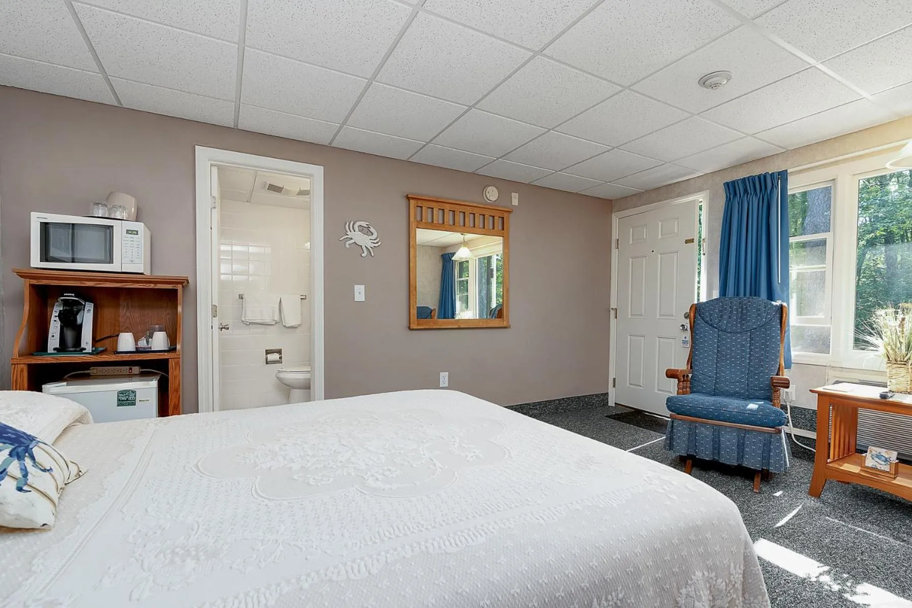 Deluxe King Room in Towne Lyne Motel