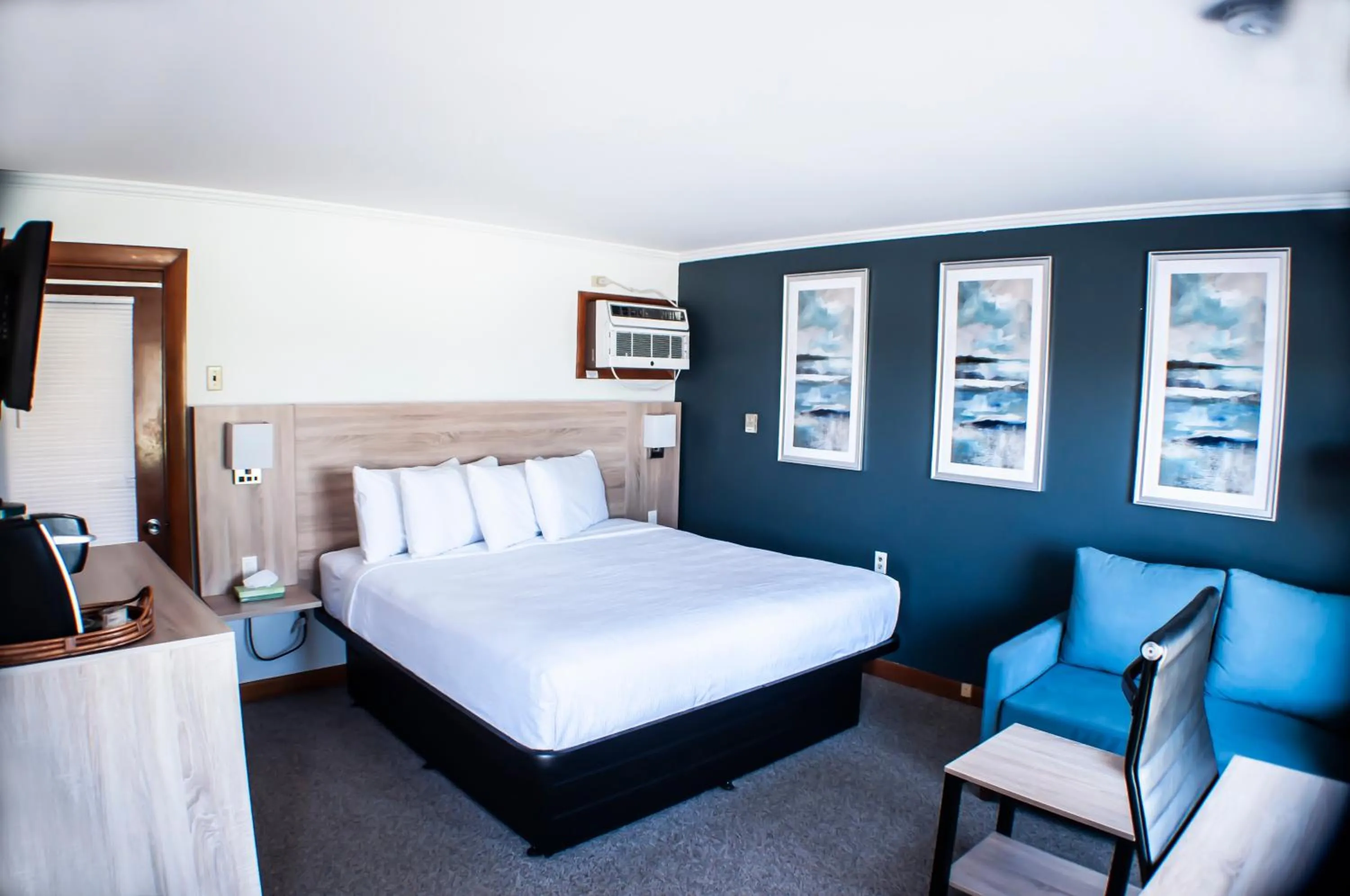 Bed in Towne Lyne Motel