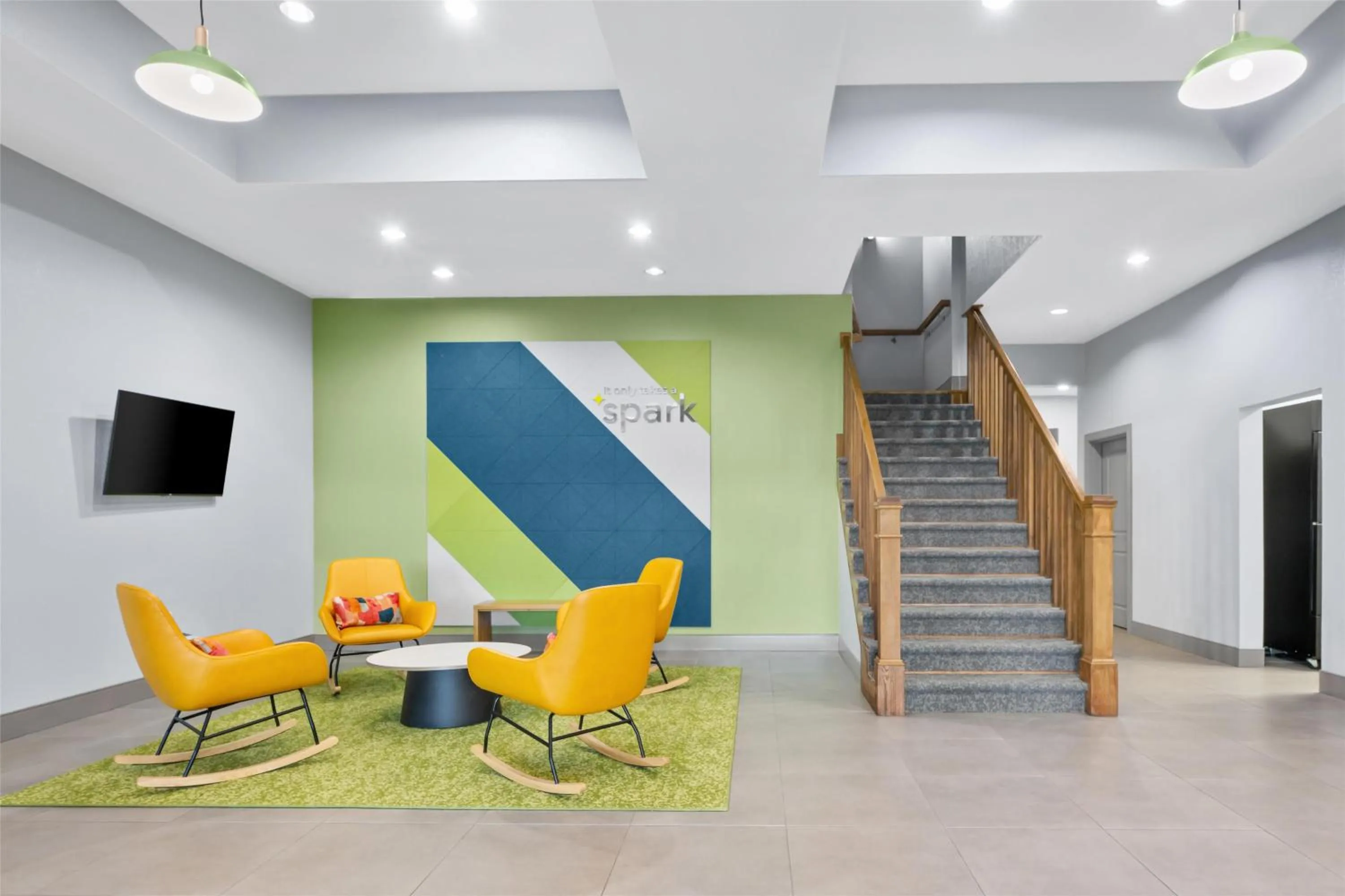 Lobby or reception in Spark by Hilton Homewood Birmingham