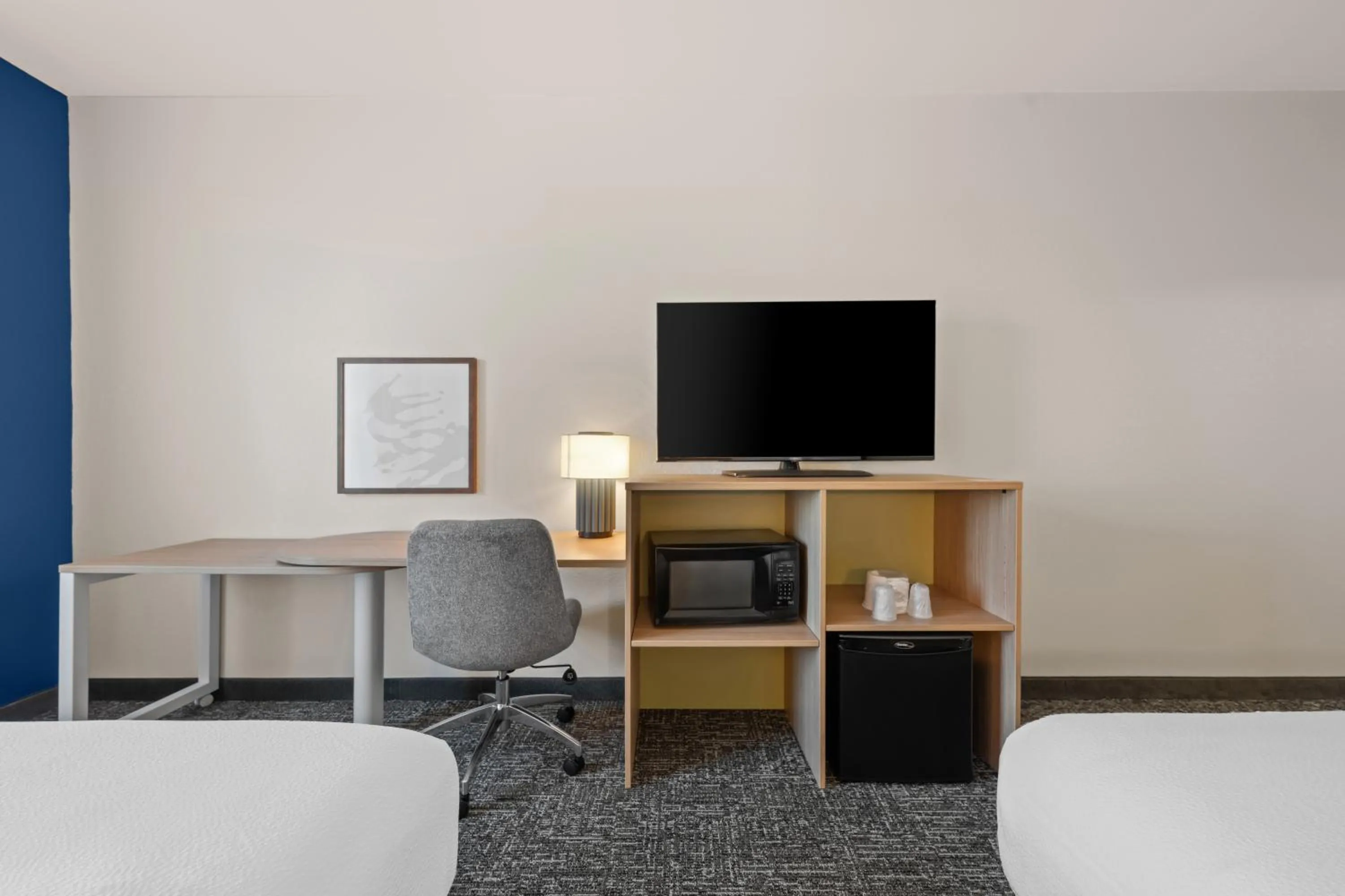 TV and multimedia, Bed in Spark by Hilton Homewood Birmingham