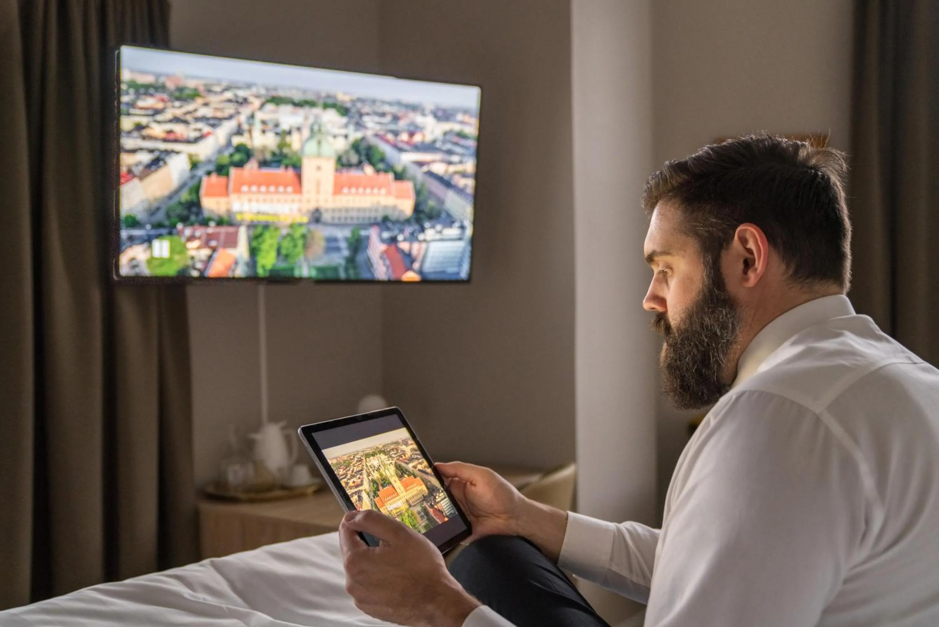 TV and multimedia in Livgrenadjärmässen Hotell-Fest-Konferens