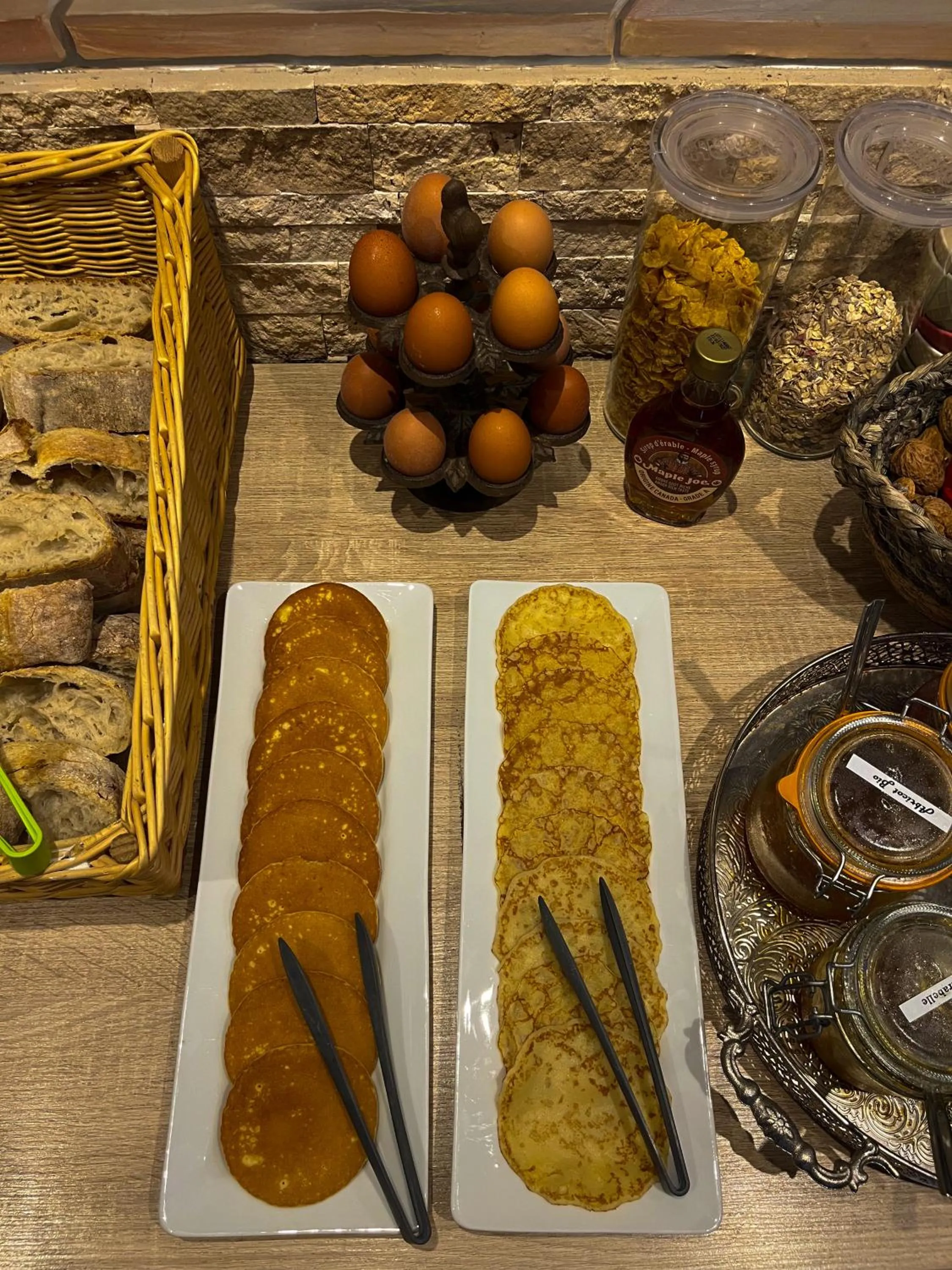 Breakfast in Les Bastides Saint Paul
