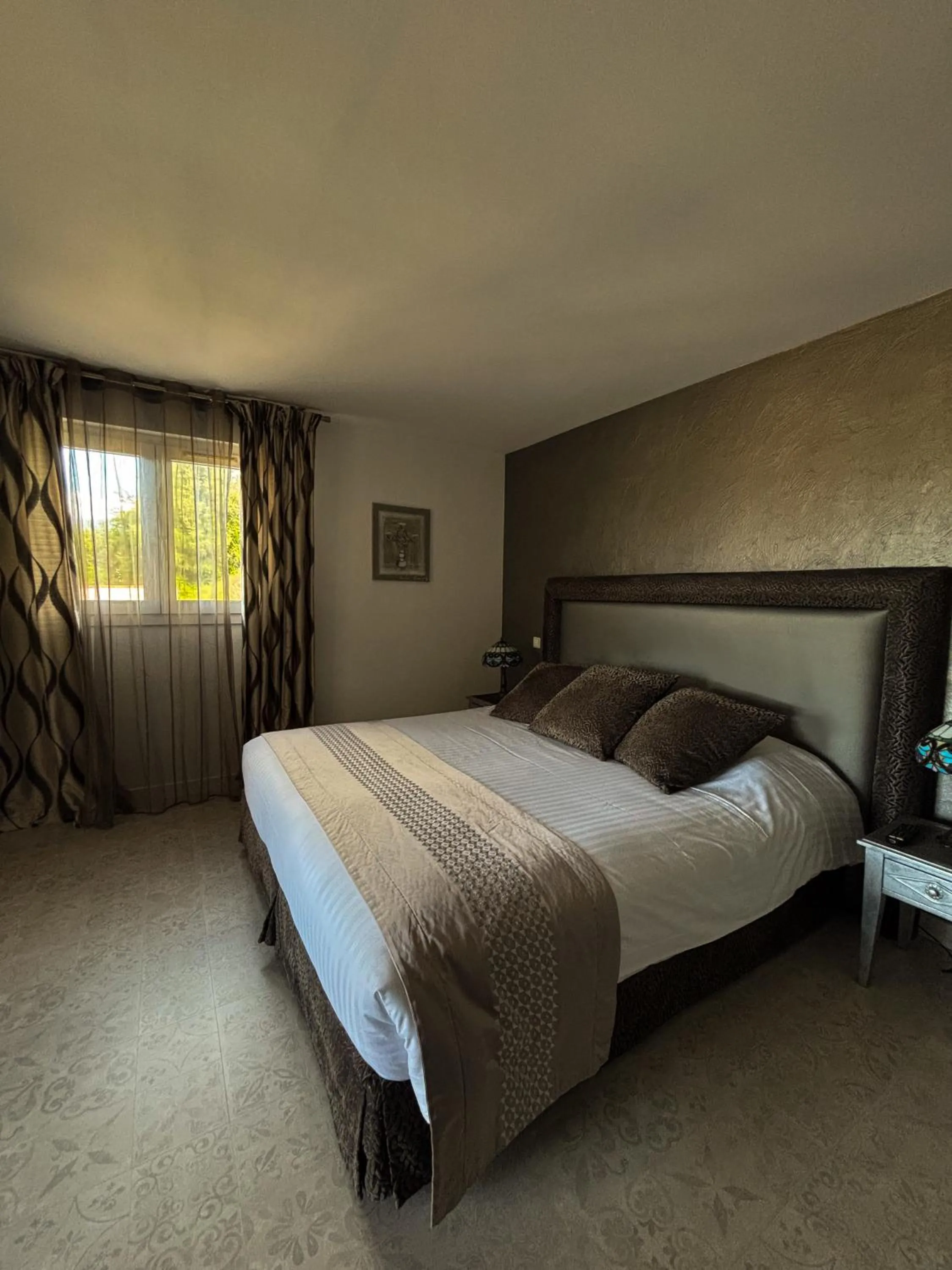 Bed in Les Bastides Saint Paul