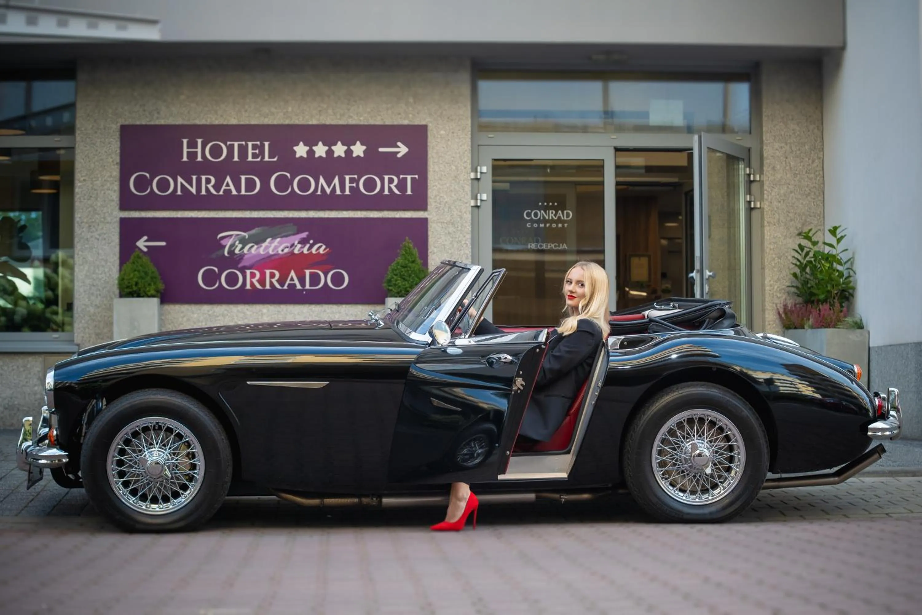 Property building in Hotel CONRAD Comfort