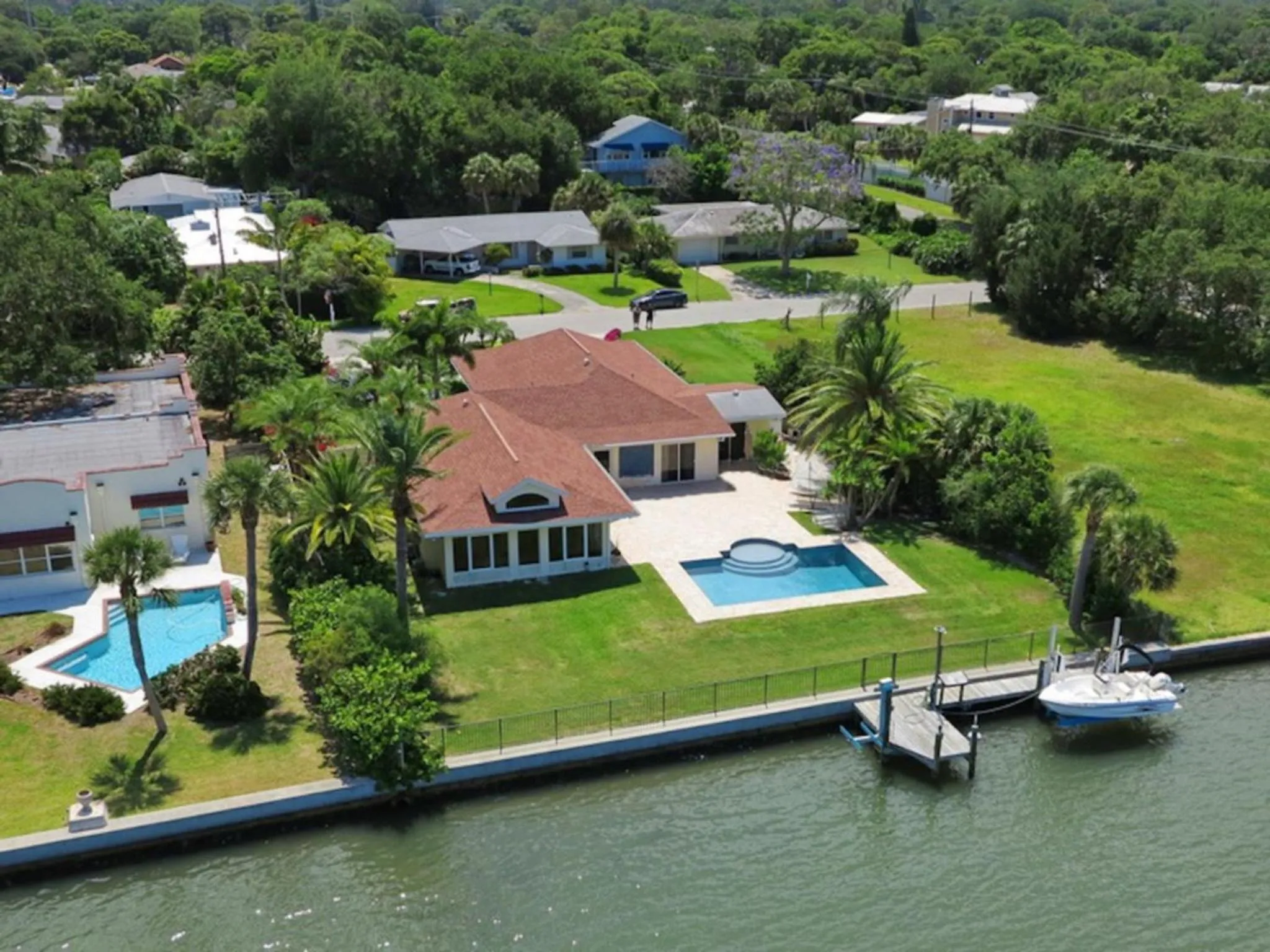 Sarasota - Dunmore 8730
