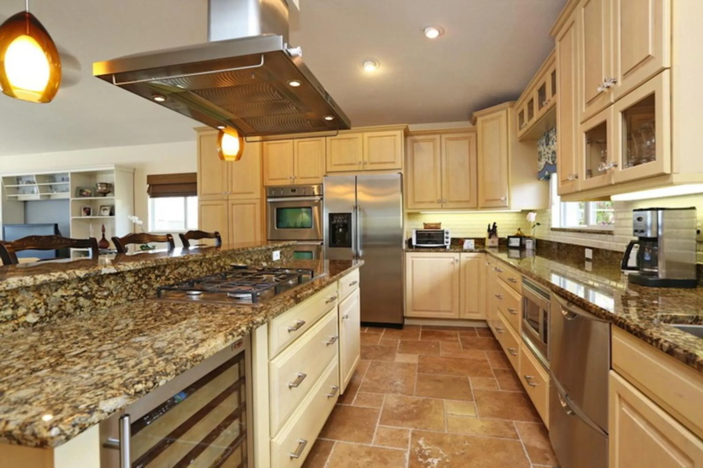 Kitchen or kitchenette in Sarasota - Dunmore 8730