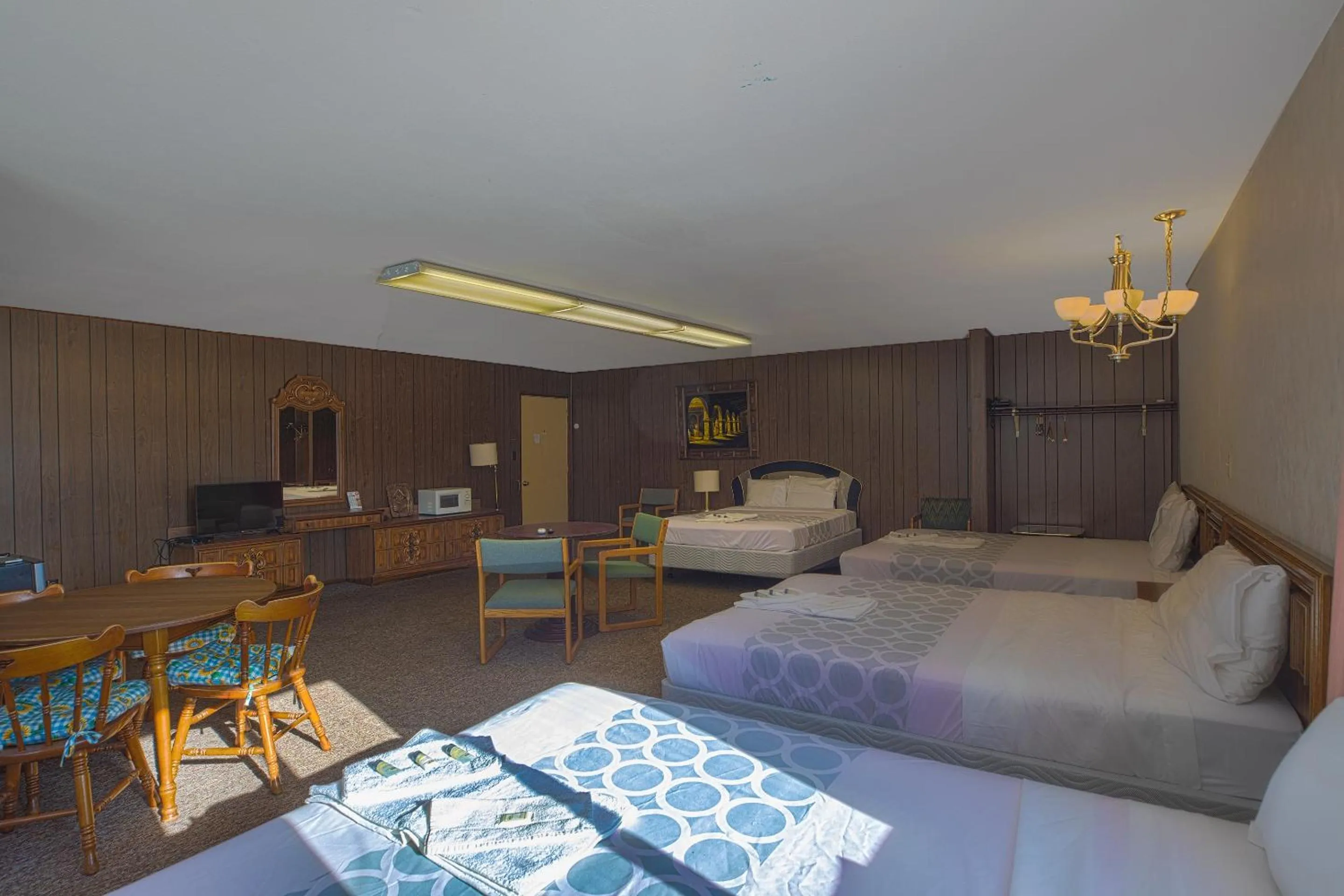 Bedroom, Bed in Love Hotels Tomahawk by OYO at Lake Mohawksin WI