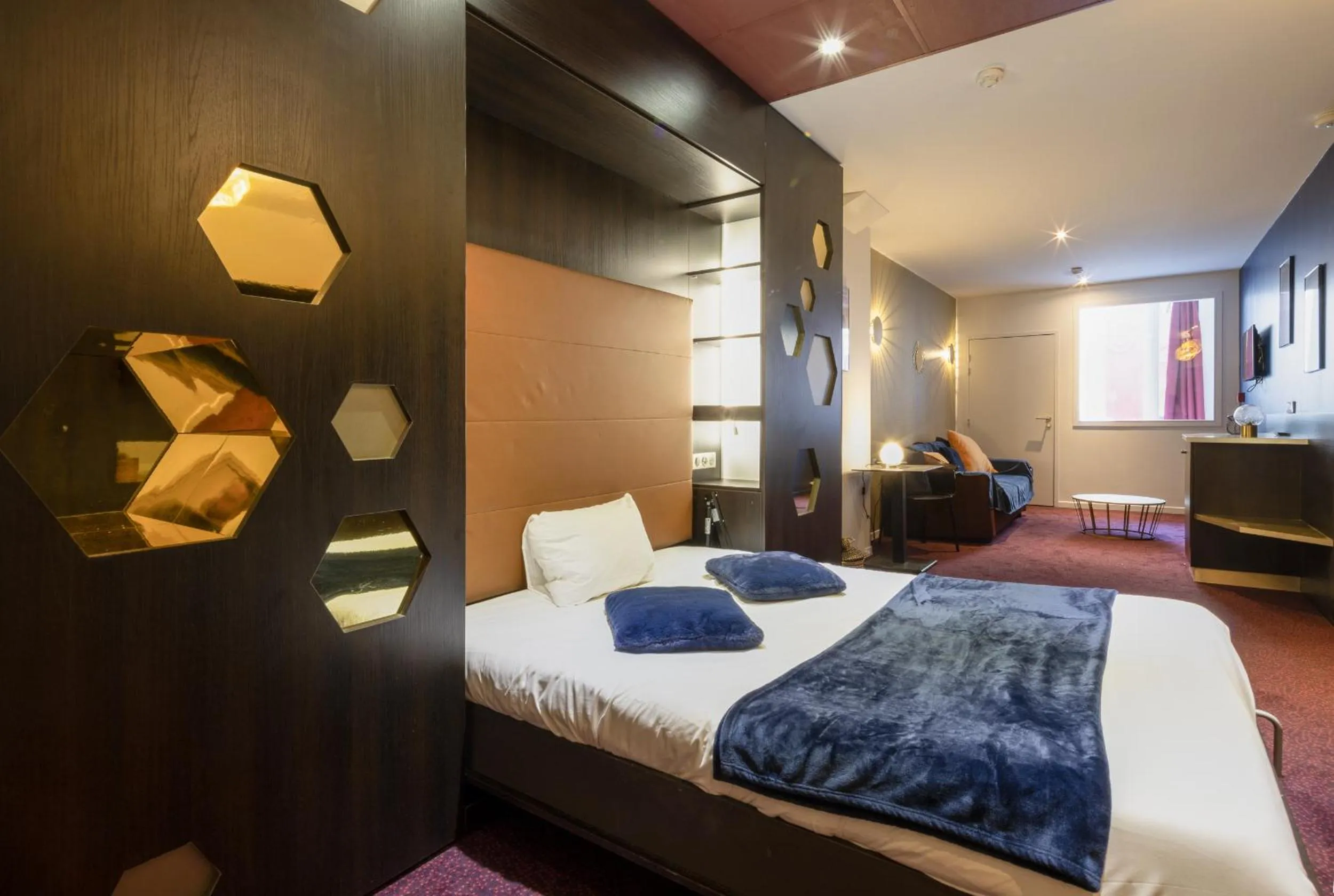 Photo of the whole room, Bed in Accueil Hôtel Paris Pigalle Montmartre