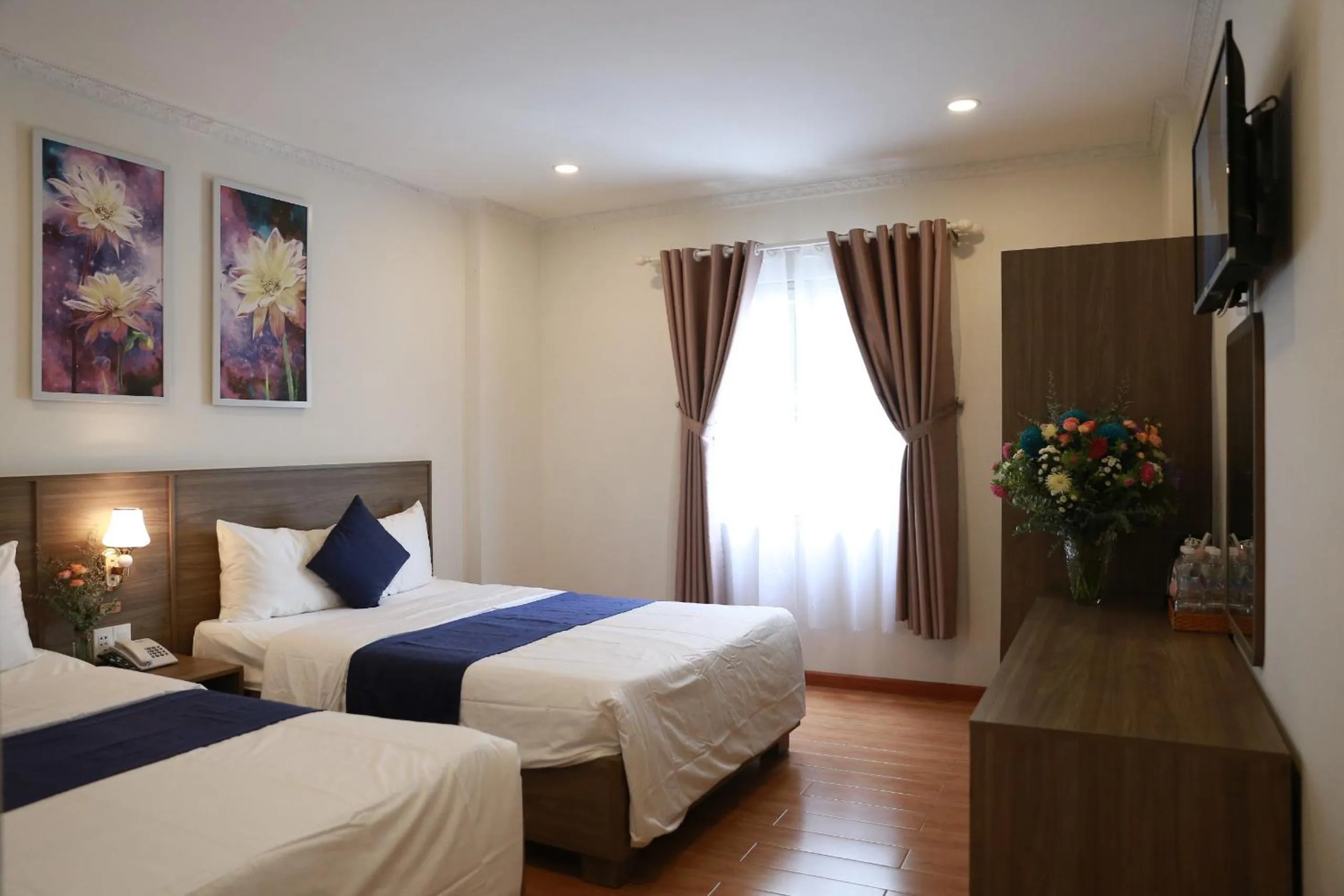 Bed in DẠ LAN HOTEL