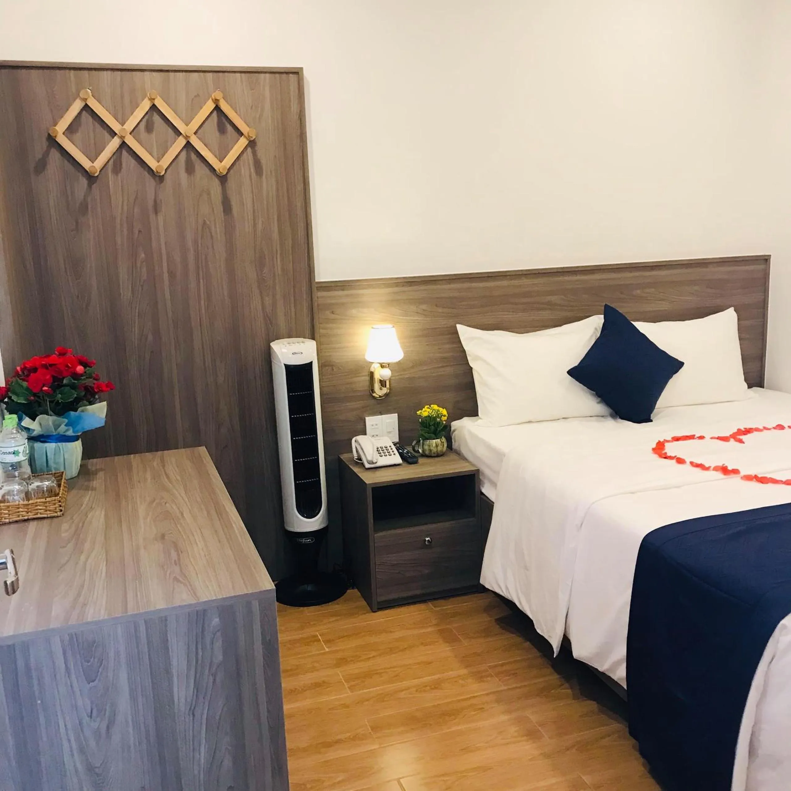 Bed in DẠ LAN HOTEL