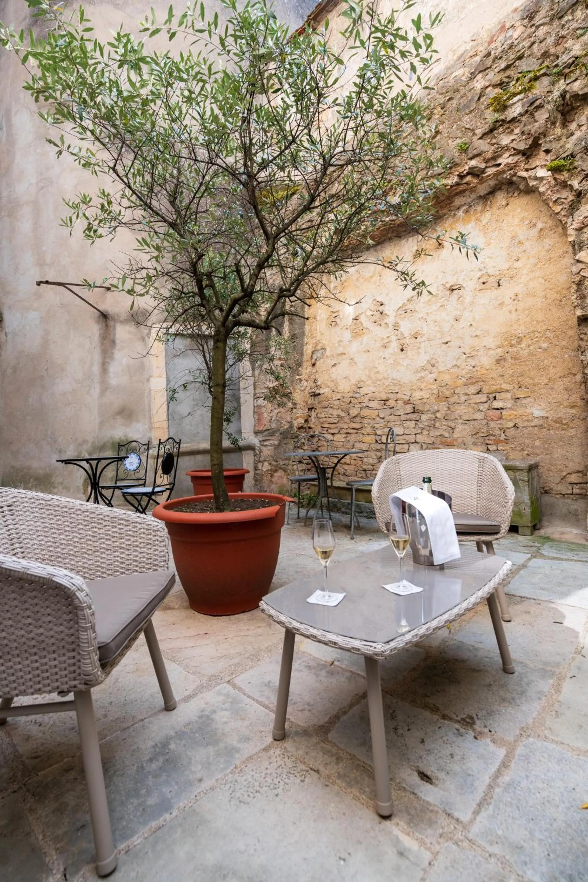 Patio in Abbaye de Maizières