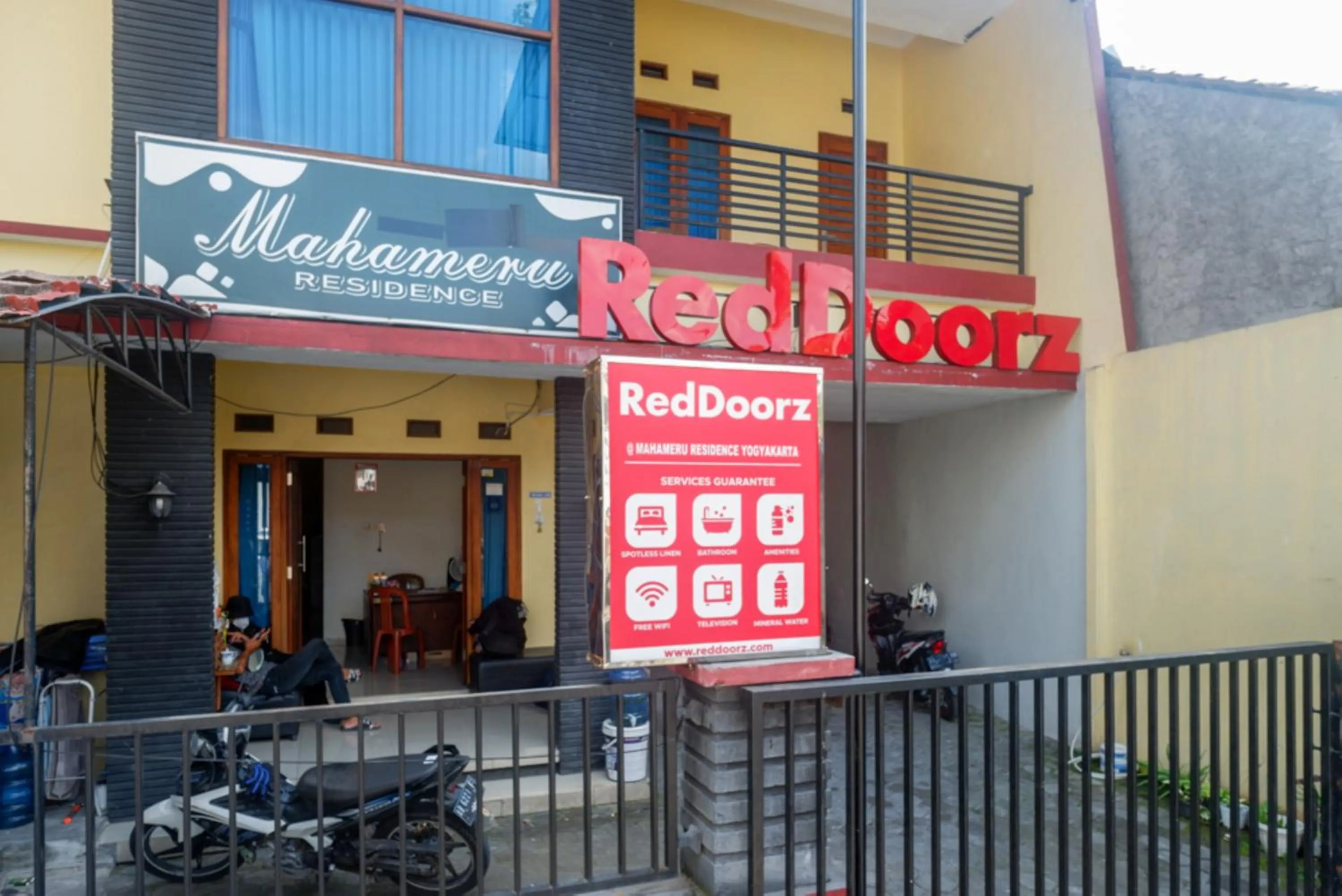 ReDdoorz At Mahameru Residence Yogyakarta