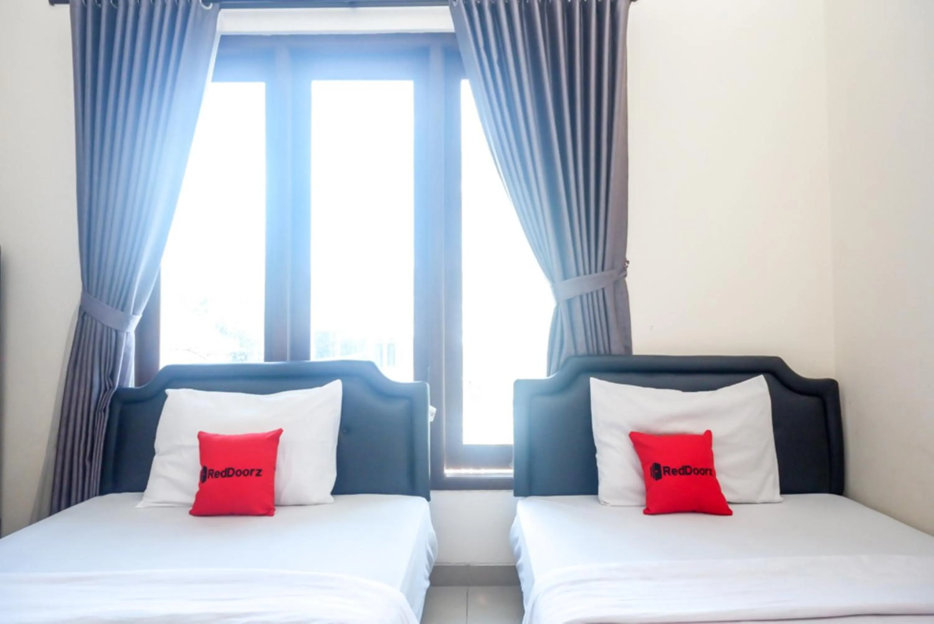 Bed in ReDdoorz At Mahameru Residence Yogyakarta