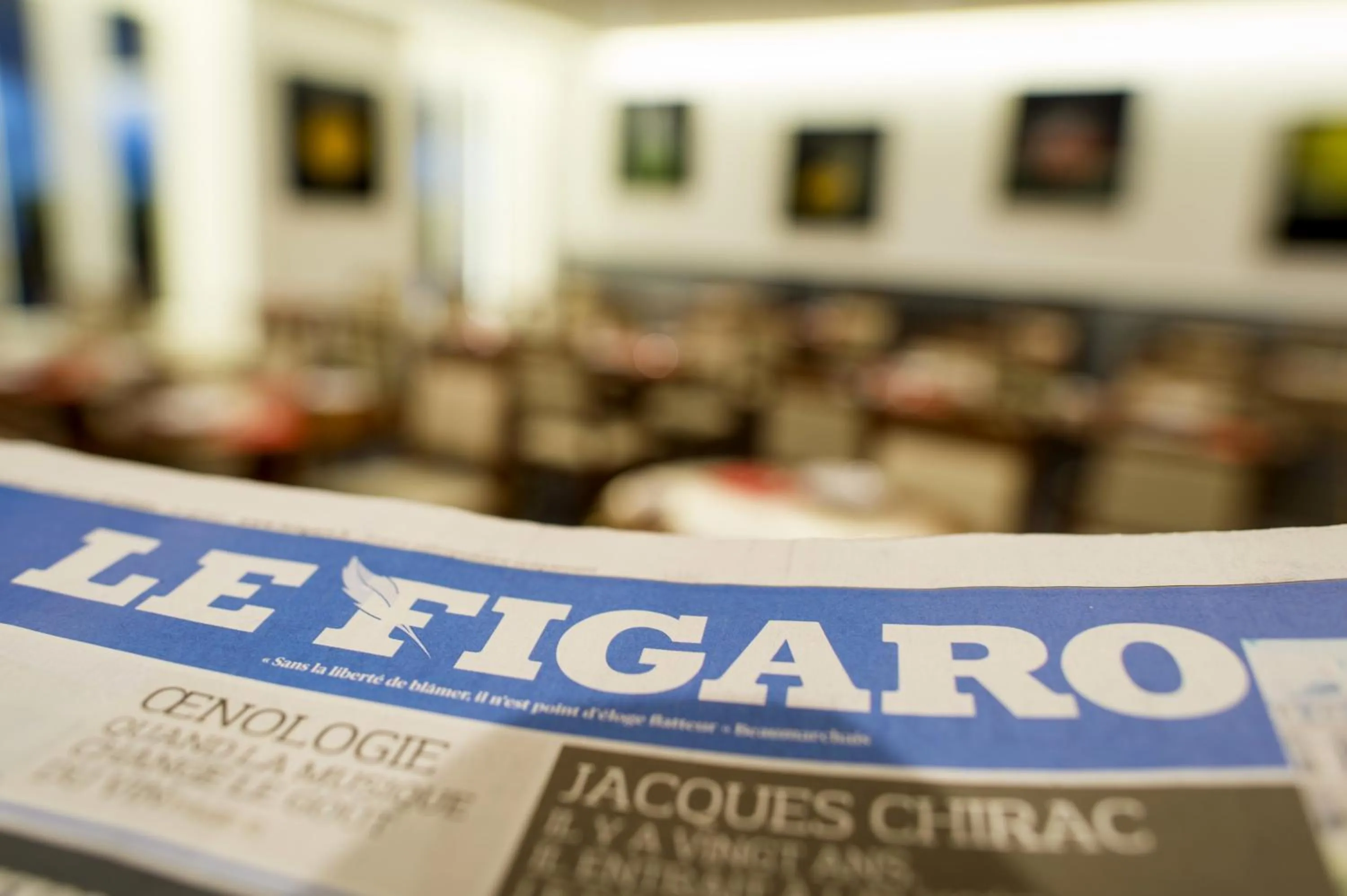 Library in La Résidence