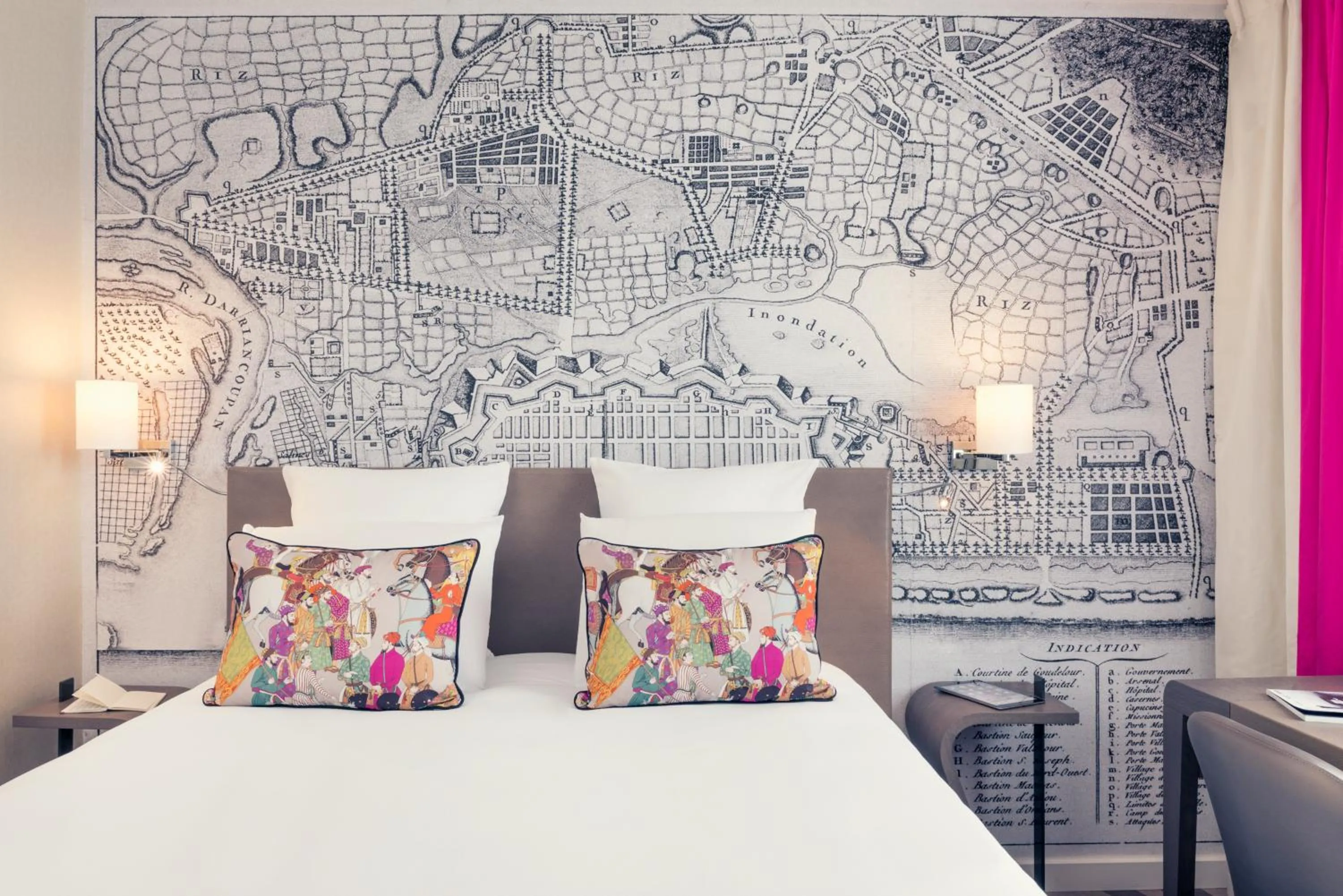 Bedroom, Bed in Mercure Tour Eiffel Grenelle