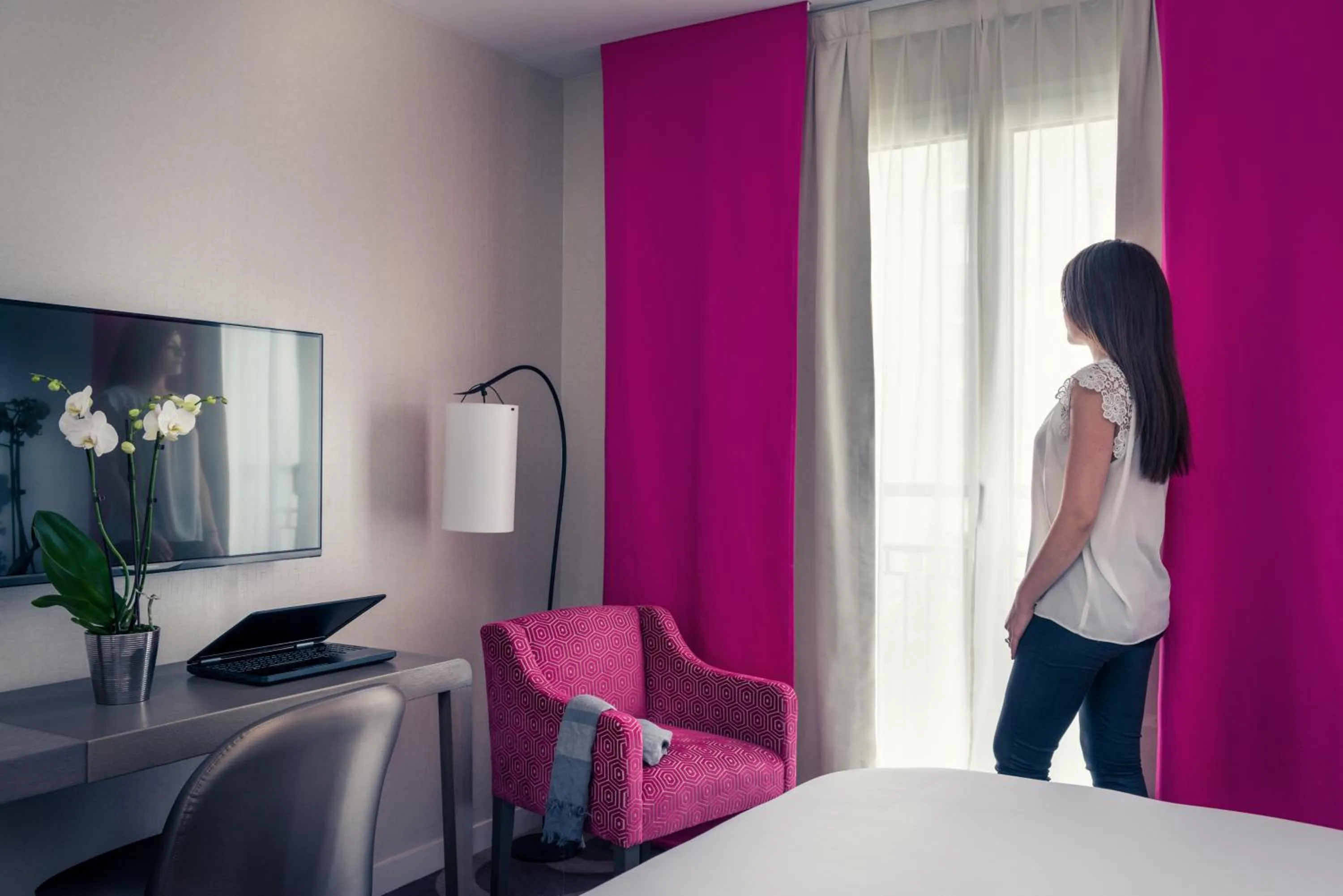 Bedroom, Bed in Mercure Tour Eiffel Grenelle