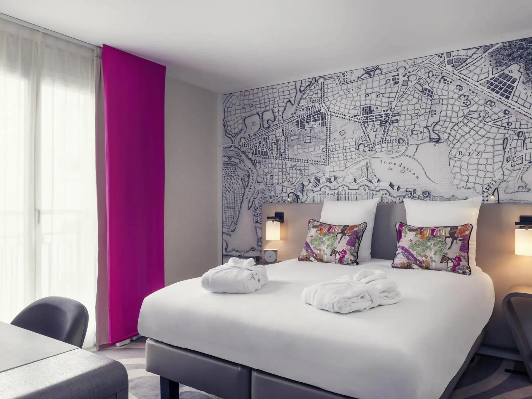 Privilege Double Room in Mercure Tour Eiffel Grenelle Privilege Double Room in Mercure Tour Eiffel Grenelle